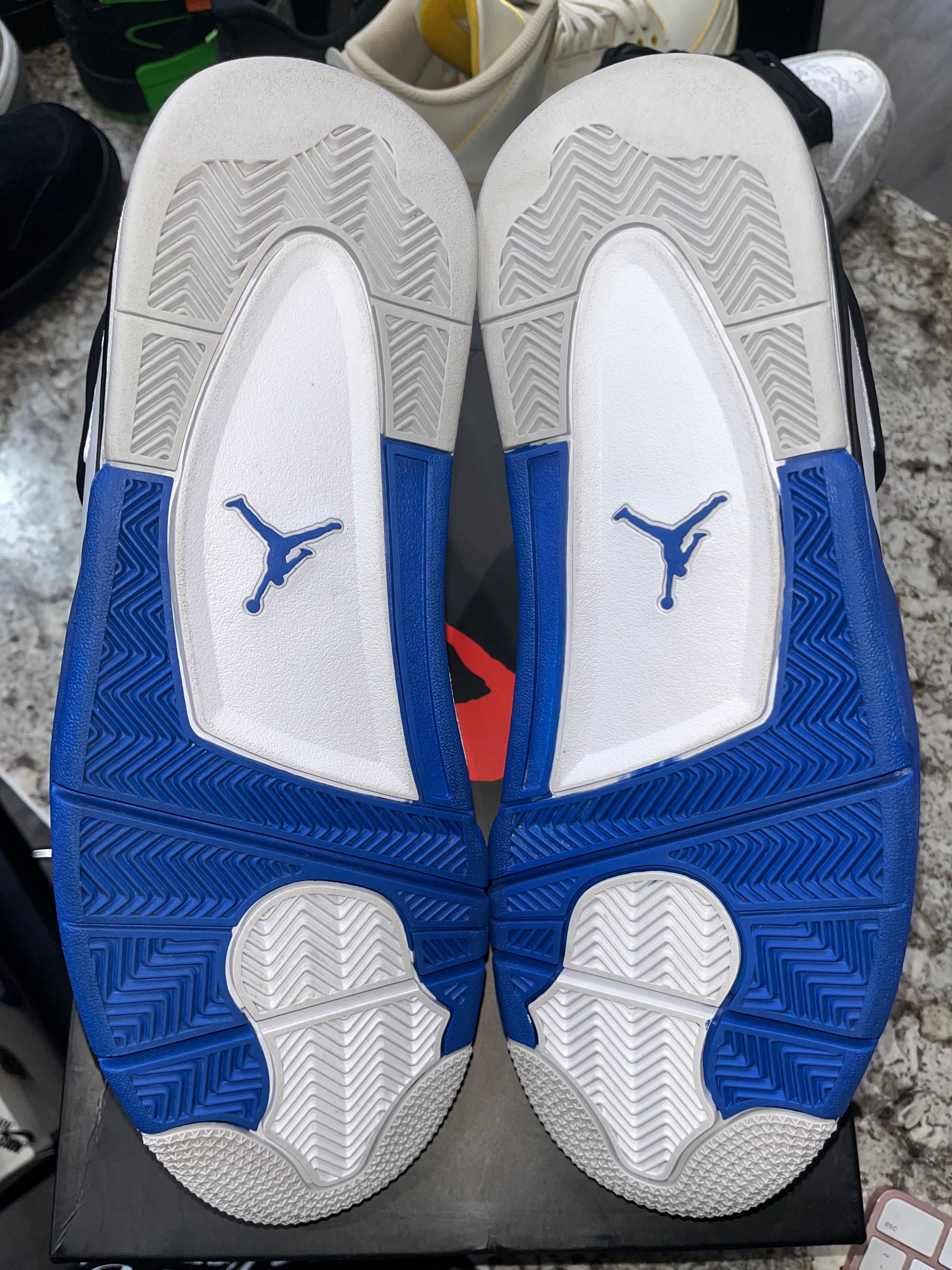 Jordan 4 Retro Motorsports (2017)