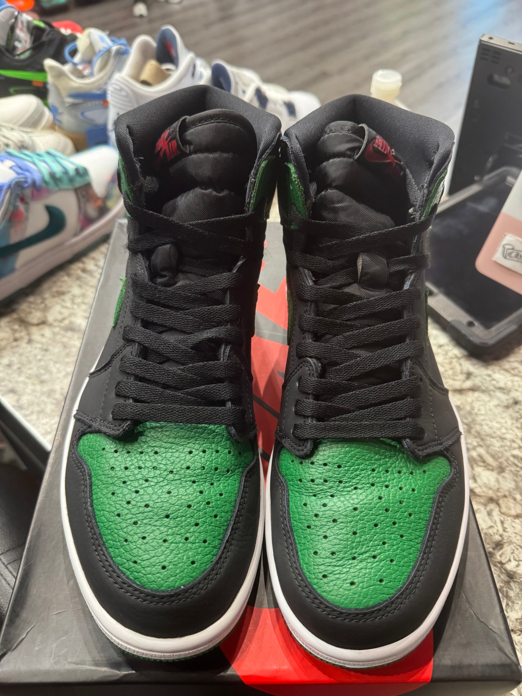 Jordan 1 Retro High Pine Green Black