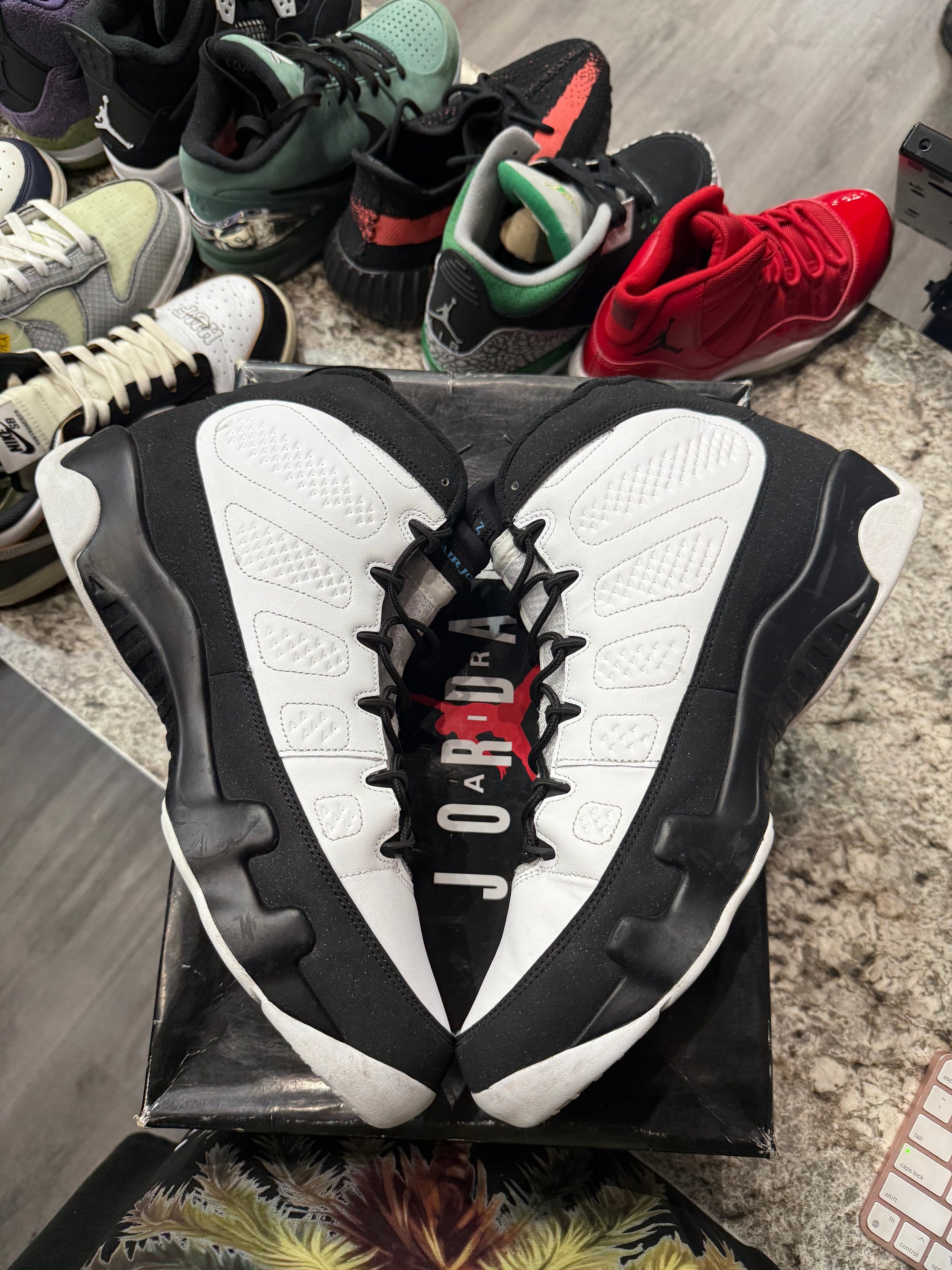 Jordan 9 Retro University Blue