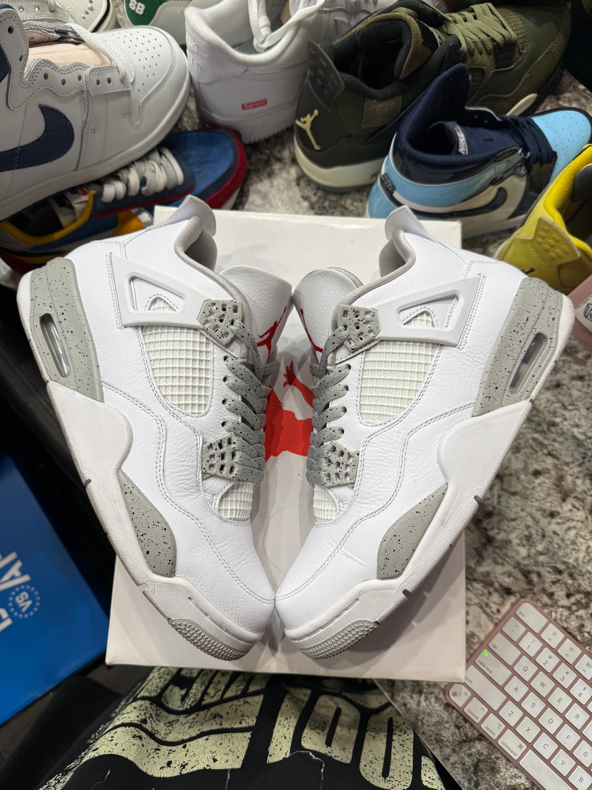 Jordan 4 Retro White Oreo (2021)