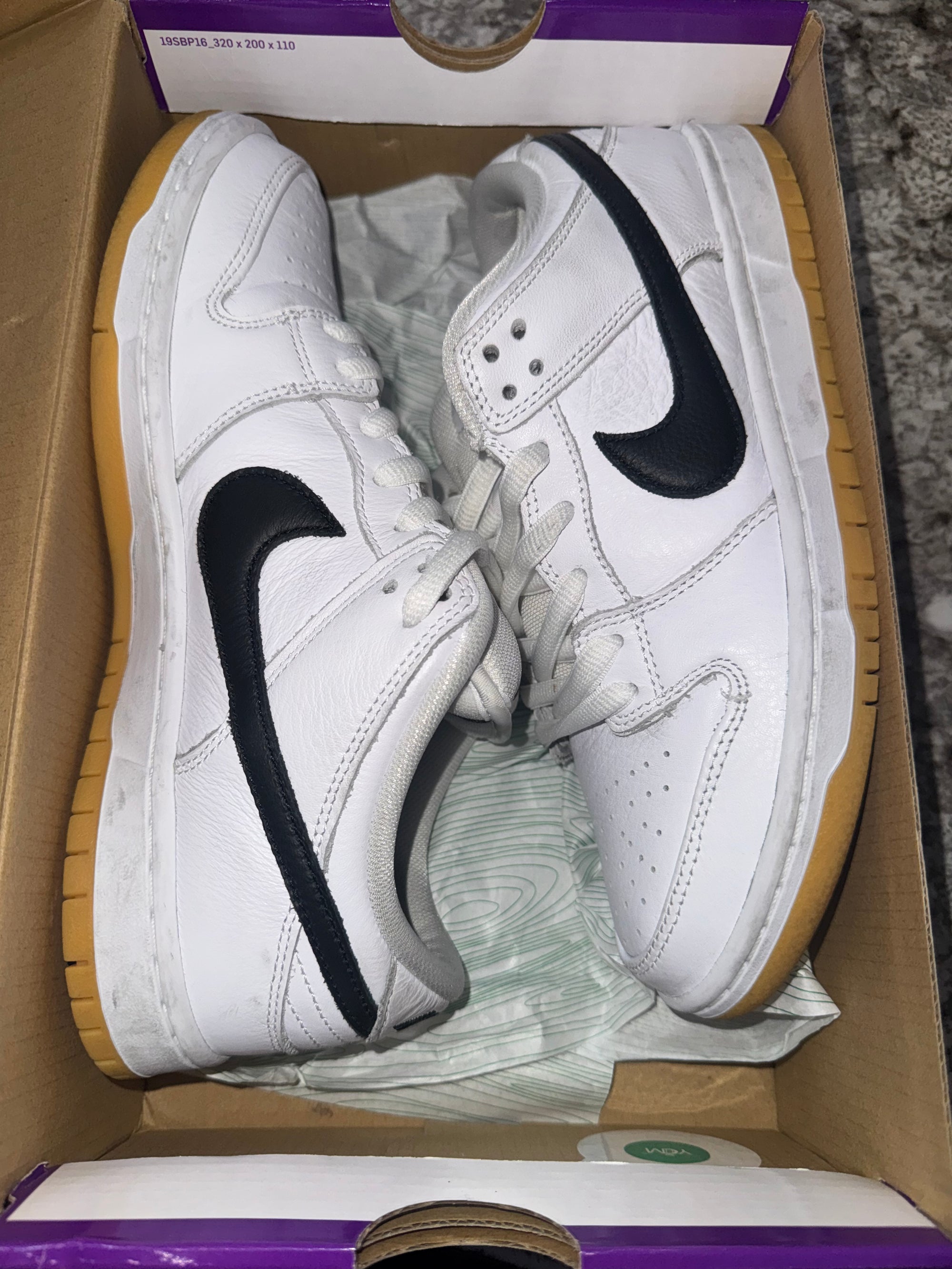 Nike SB Dunk Low Pro White Gum