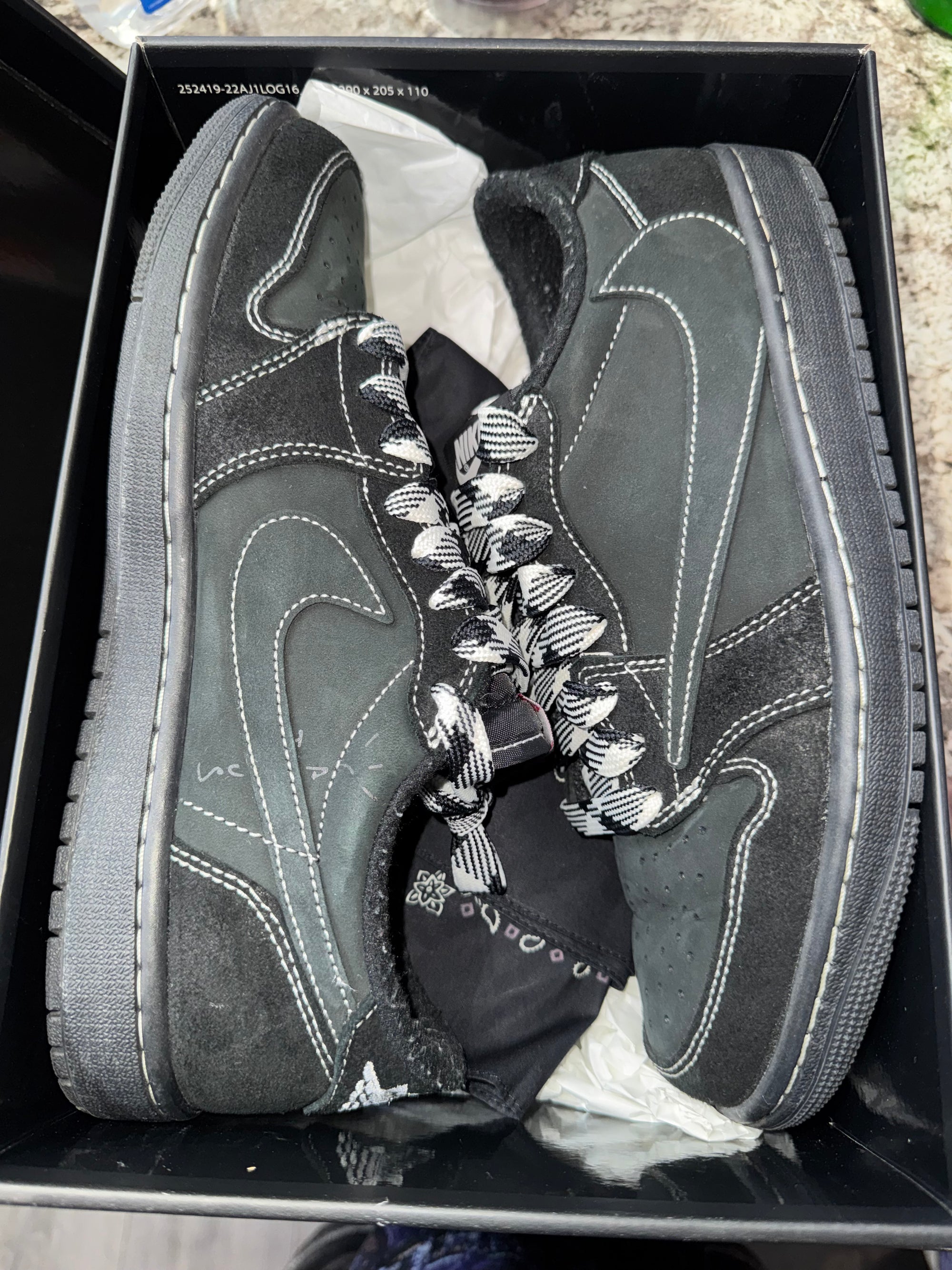 Jordan 1 Retro Low OG SP Travis Scott Black Phantom