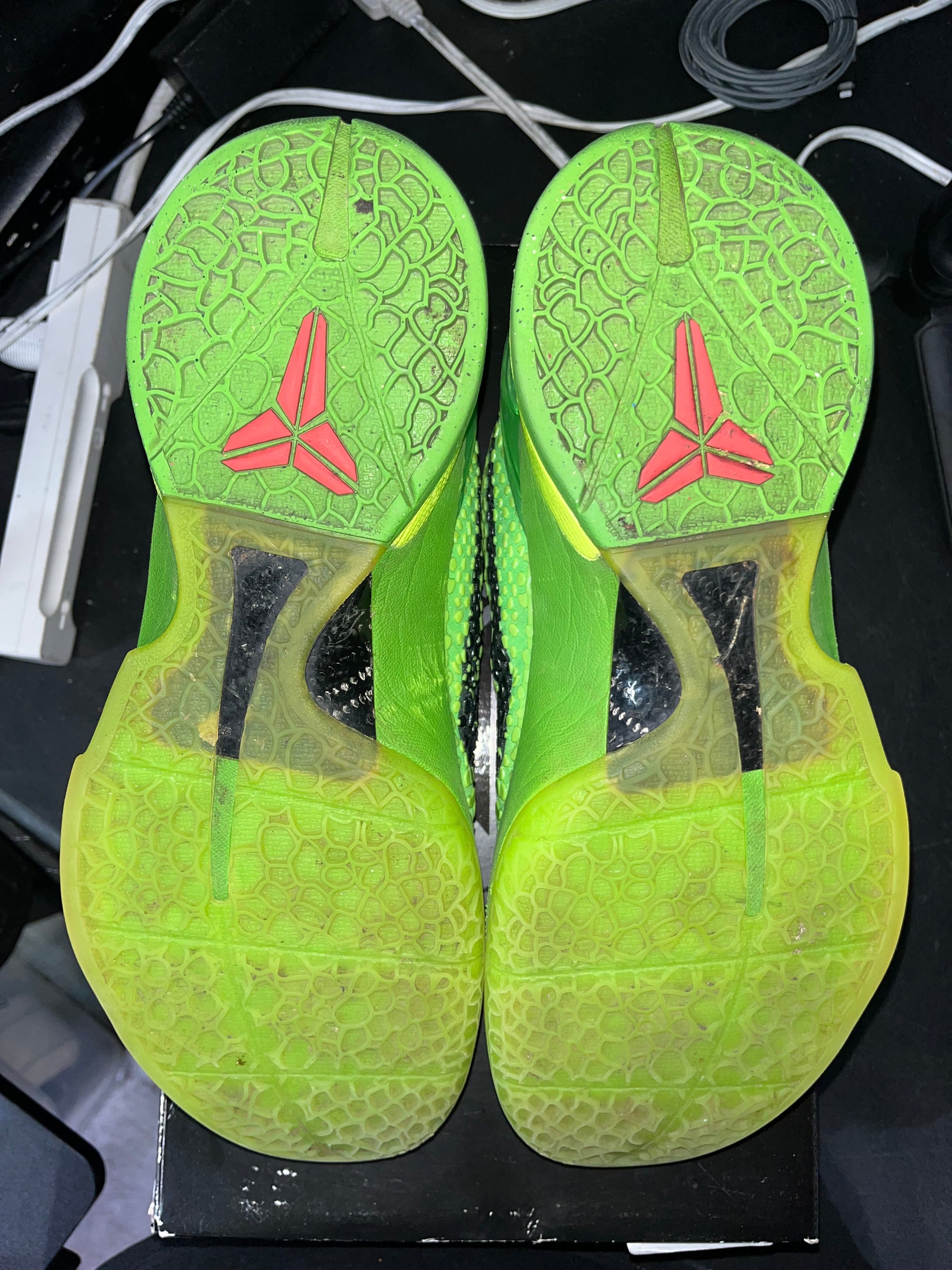 Nike Kobe 6 Protro Grinch (2020)