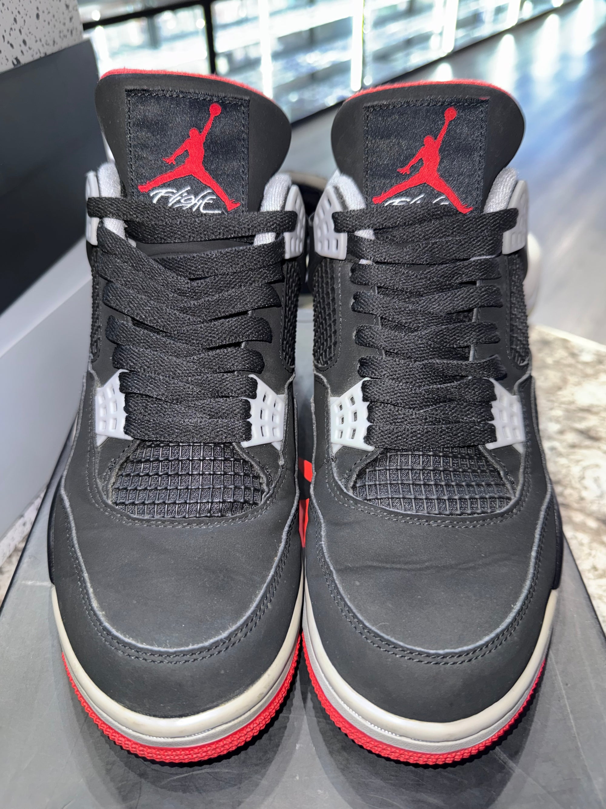 Jordan 4 Retro Bred (2019)