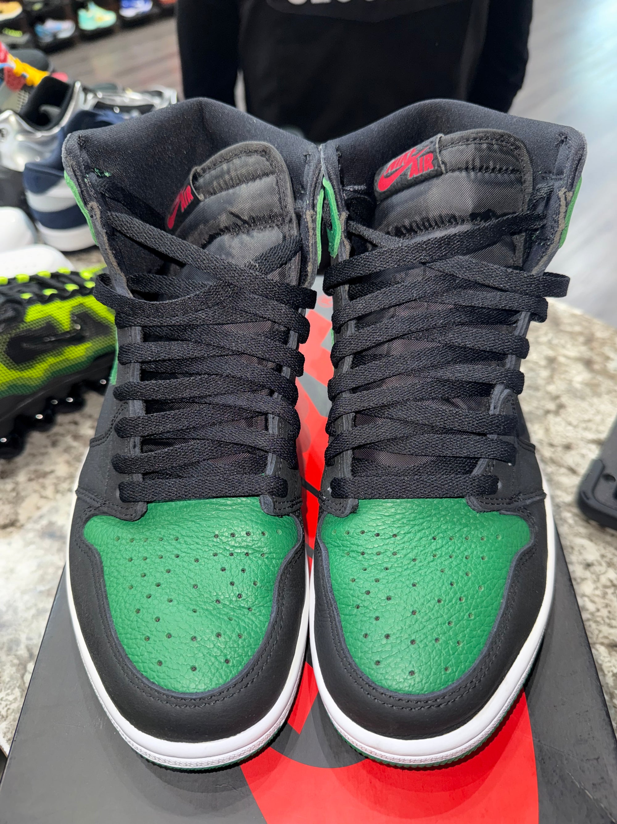 Jordan 1 Retro High Pine Green Black
