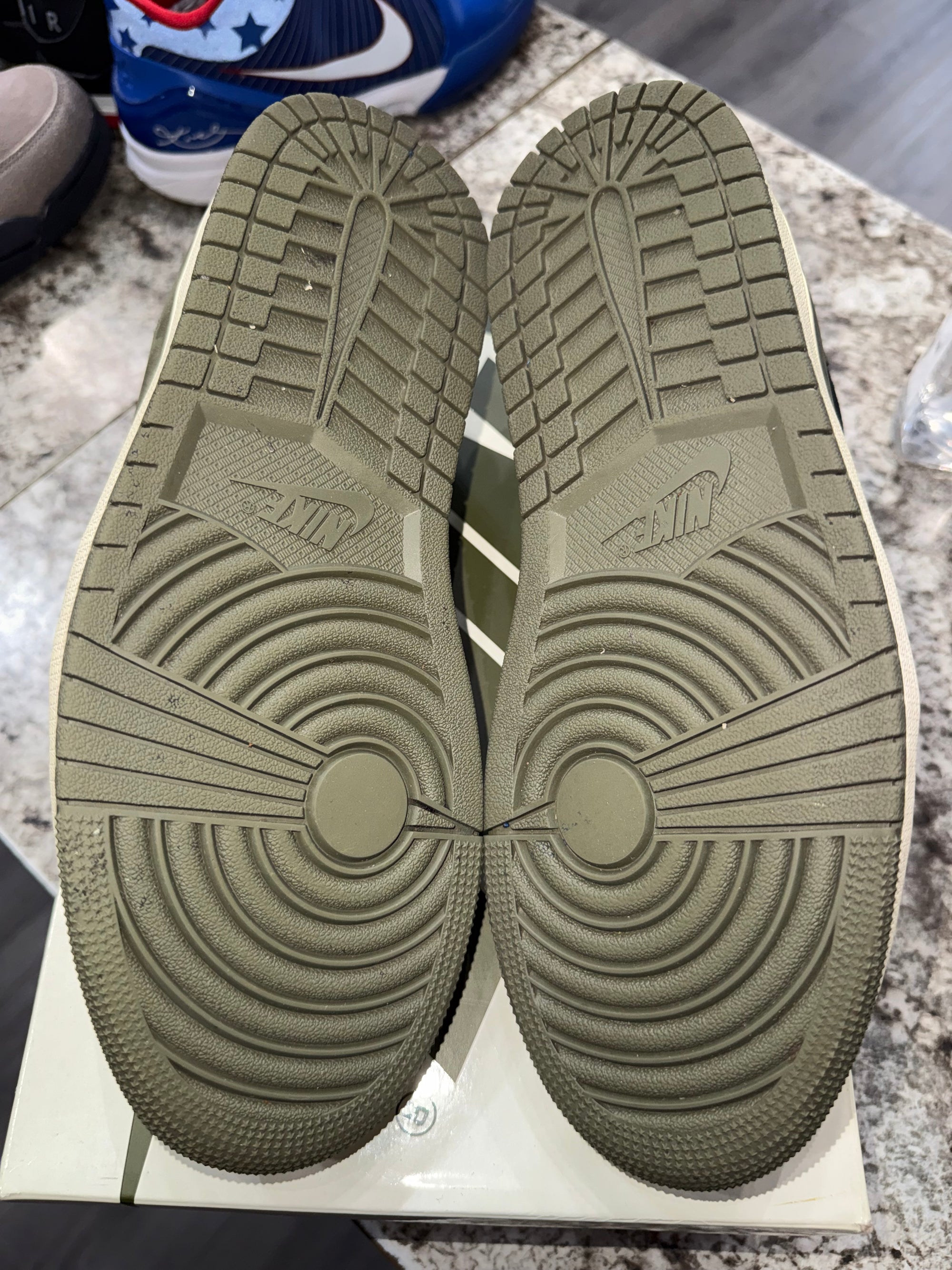 Jordan 1 Retro Low OG SP Travis Scott Olive (Women's)