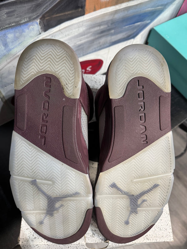 Jordan 5 Retro Burgundy (2023)