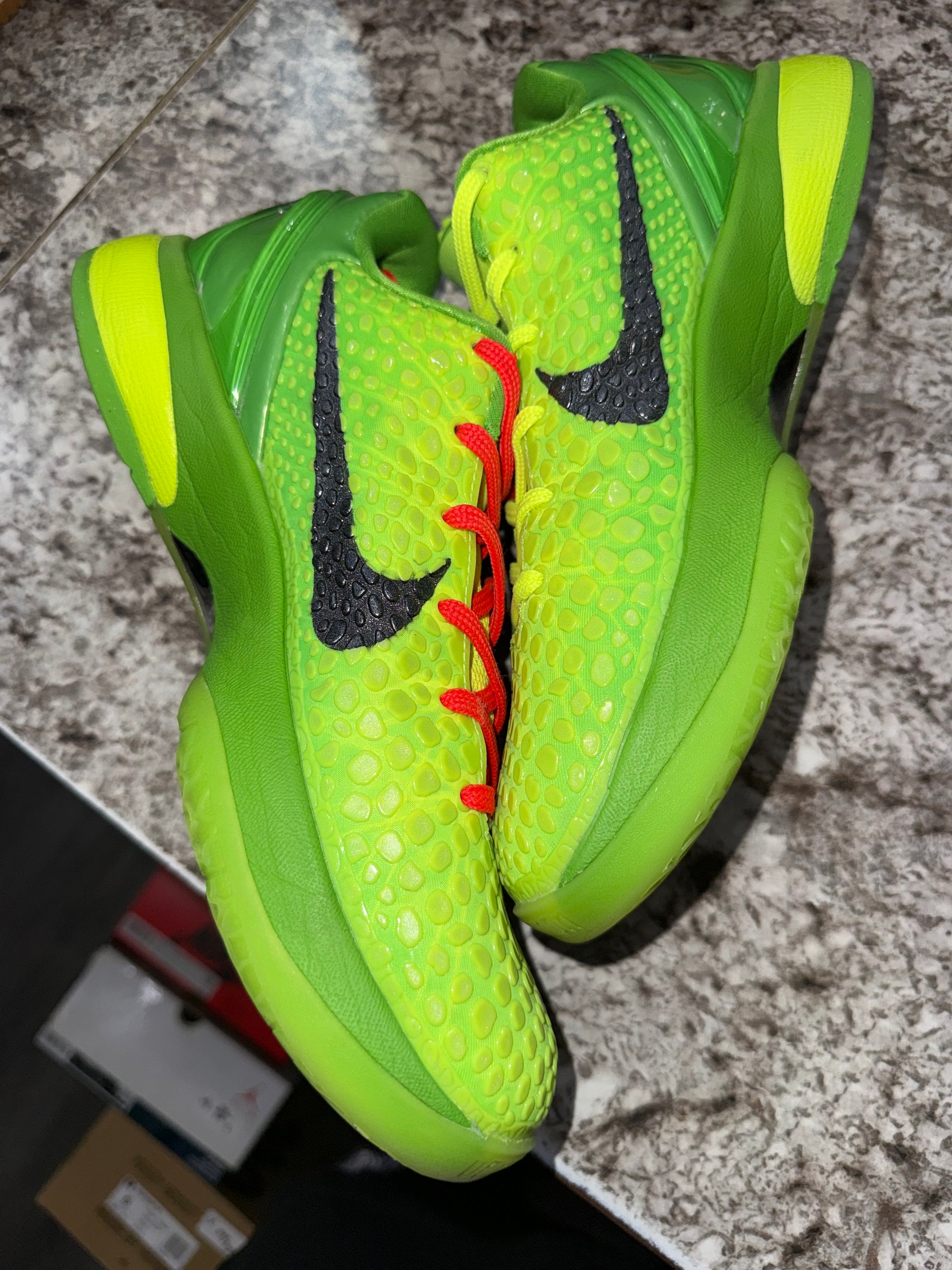 Nike Kobe 6 Protro Grinch (2020)