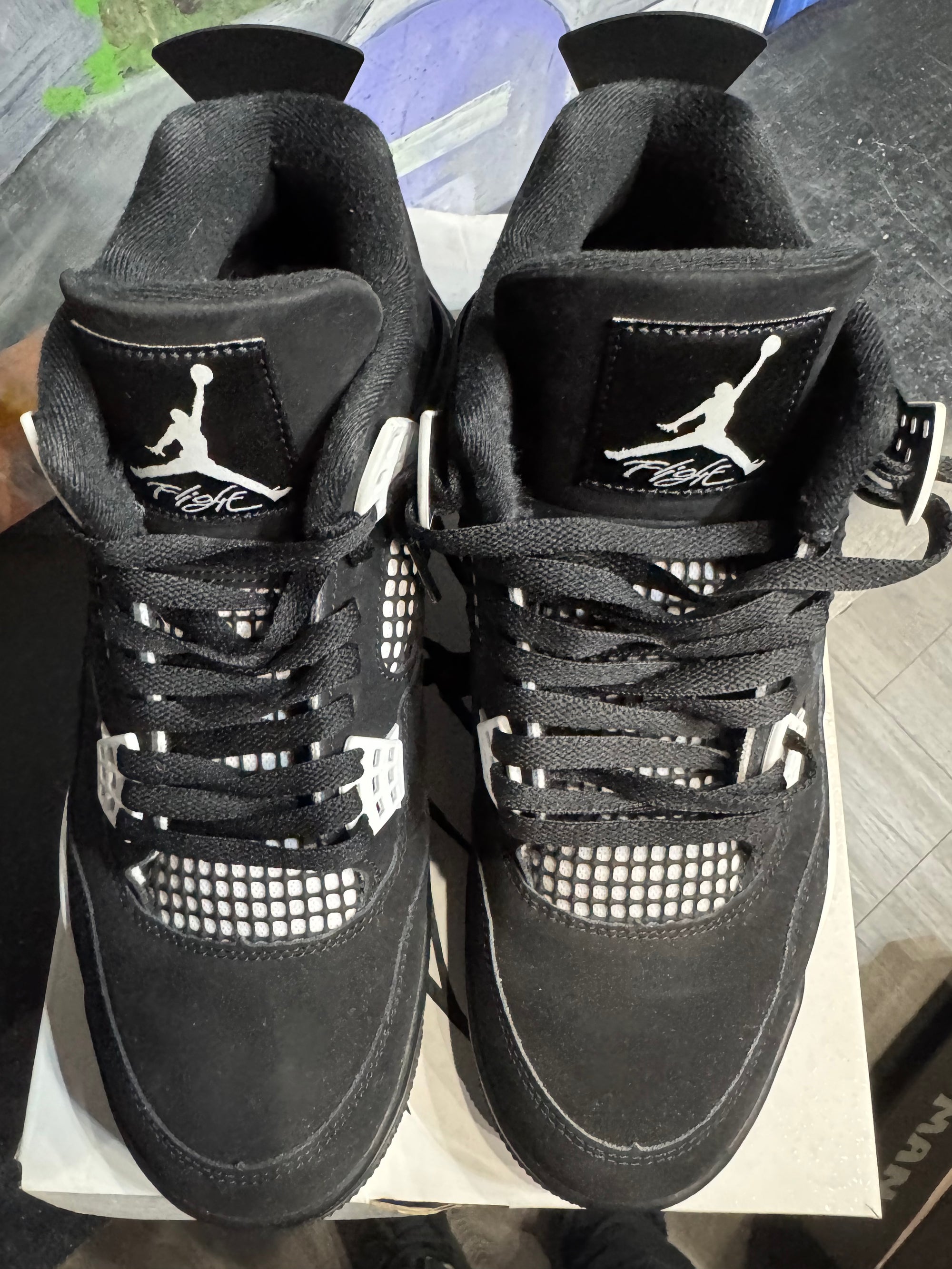 Jordan 4 Retro White Thunder