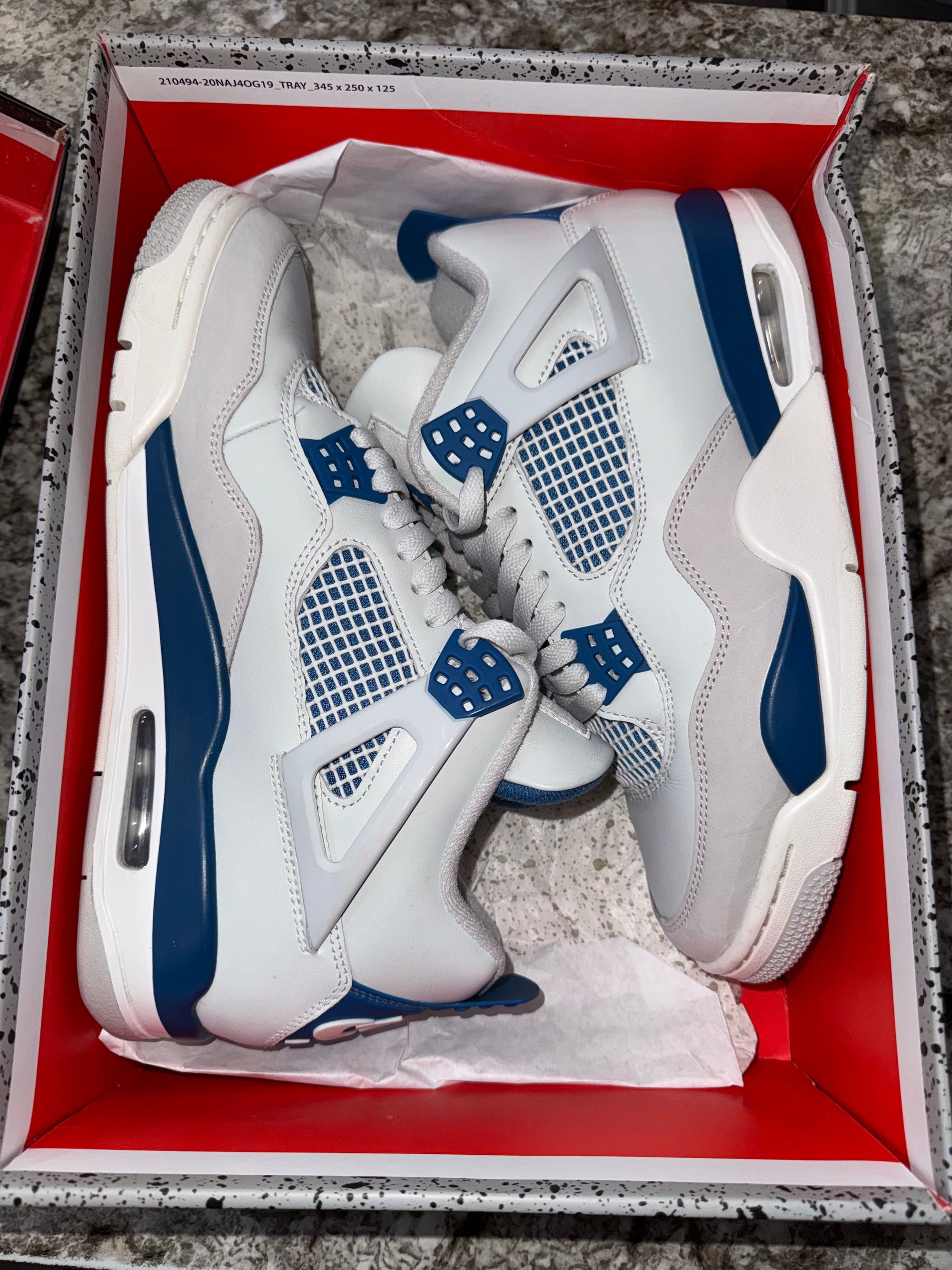 Jordan 4 Retro Military Blue (2024)