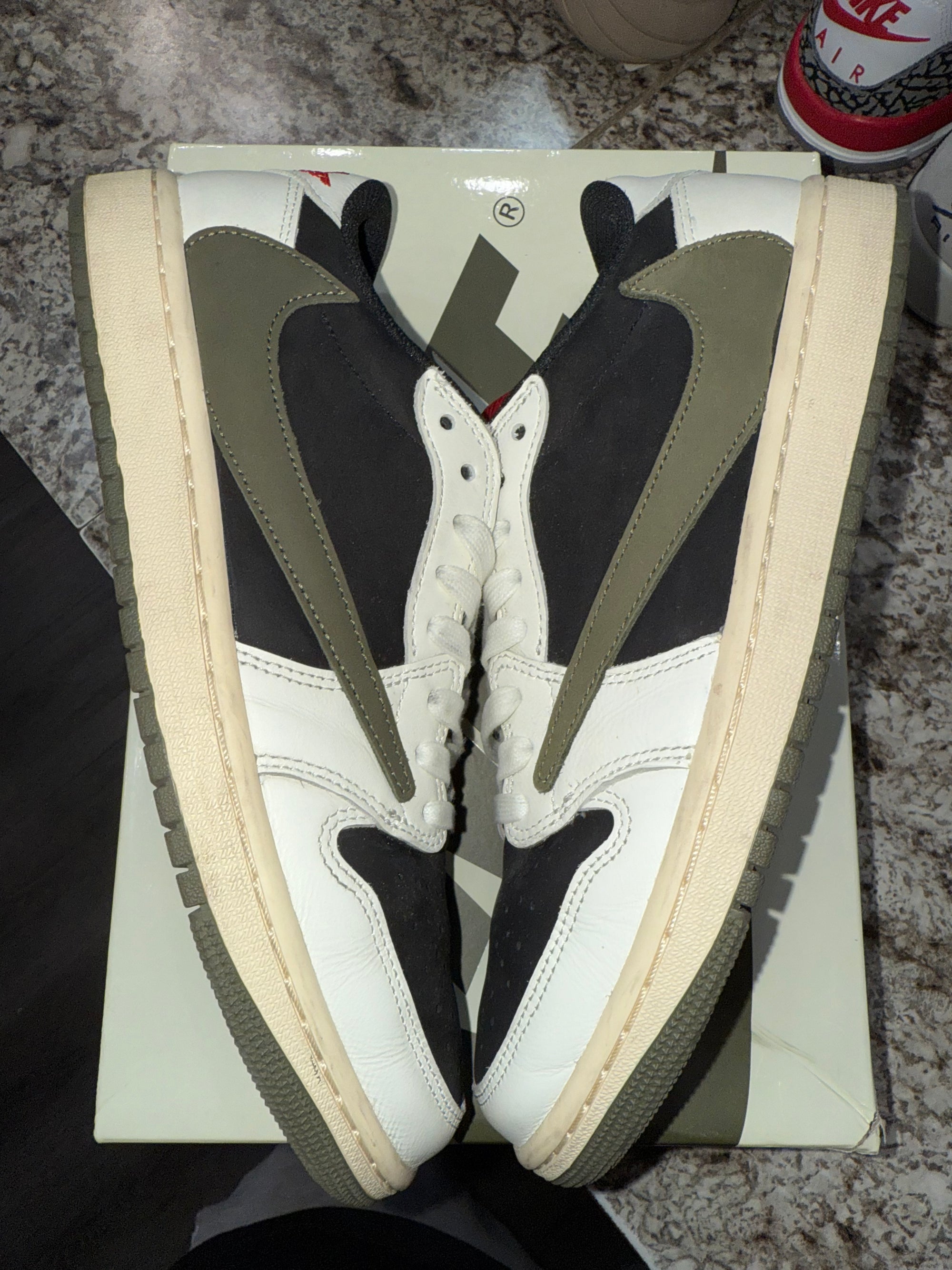 Jordan 1 Retro Low OG SP Travis Scott Olive (Women's)