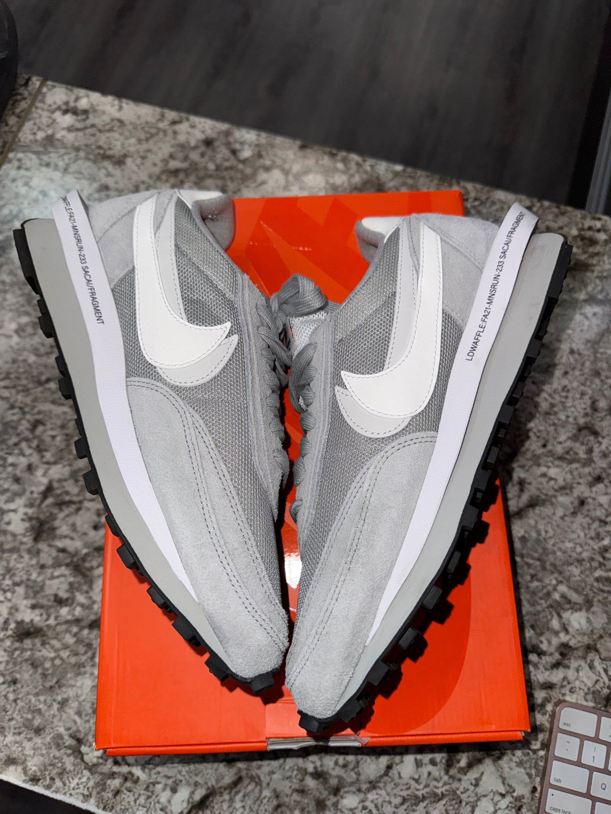 Nike LD Waffle SF sacai Fragment Grey
