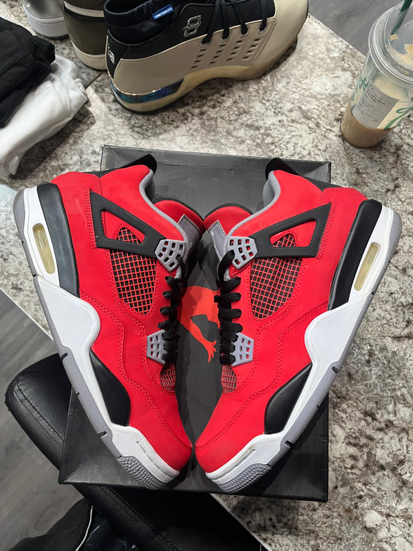 Jordan 4 Retro Toro Bravo