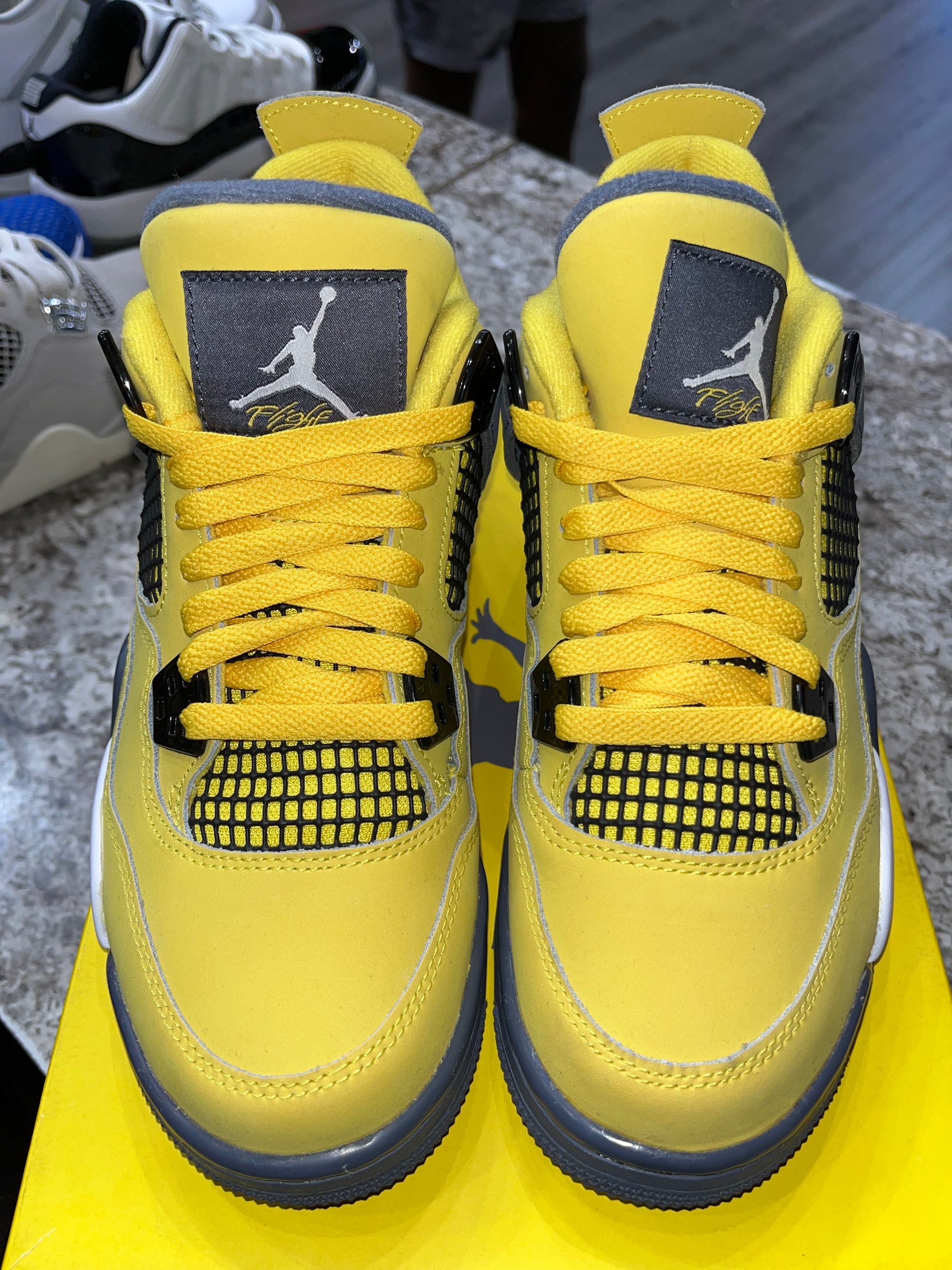 Jordan 4 Retro Lightning (2021) (GS)
