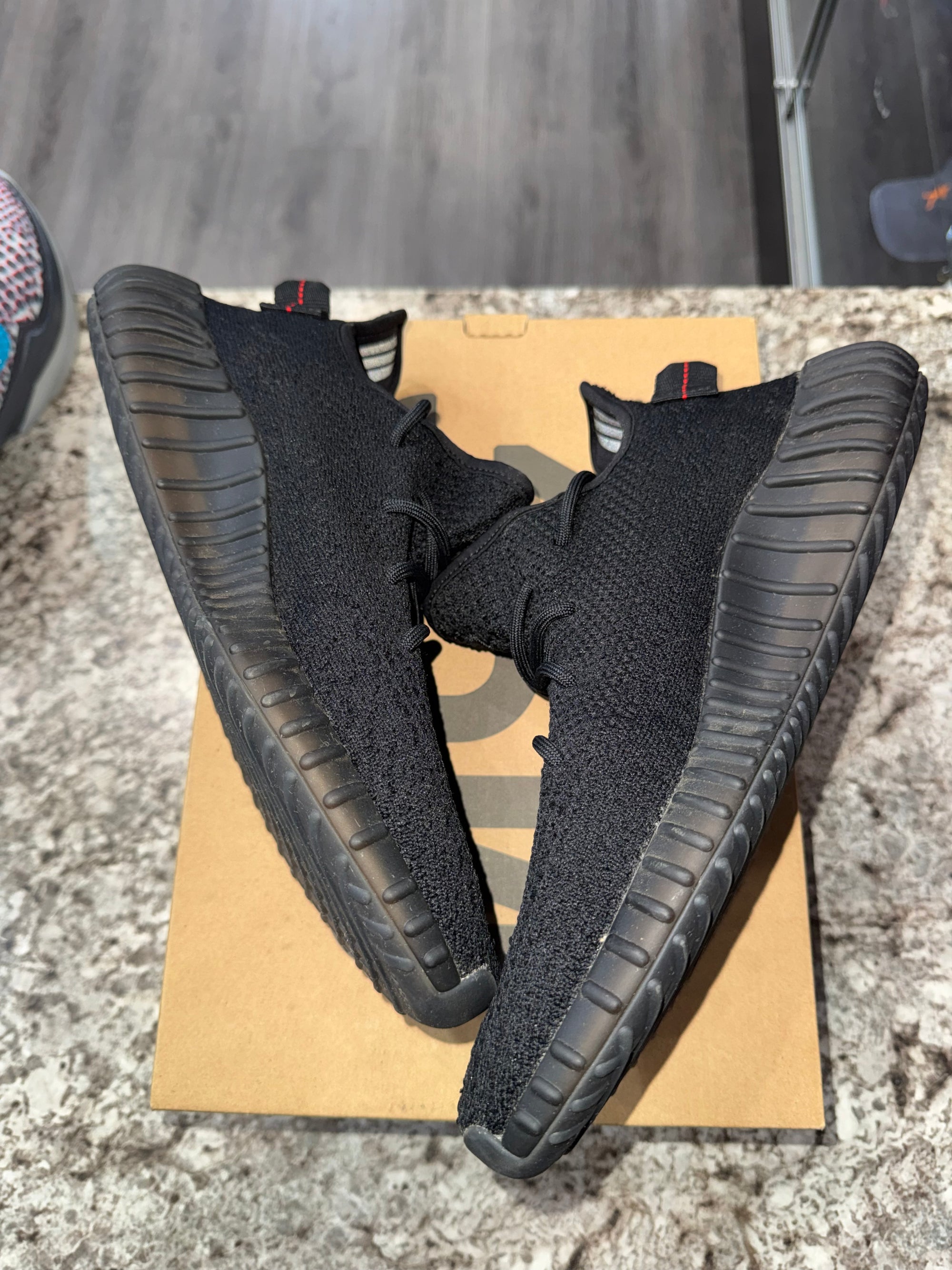 adidas Yeezy Boost 350 V2 Black Red
