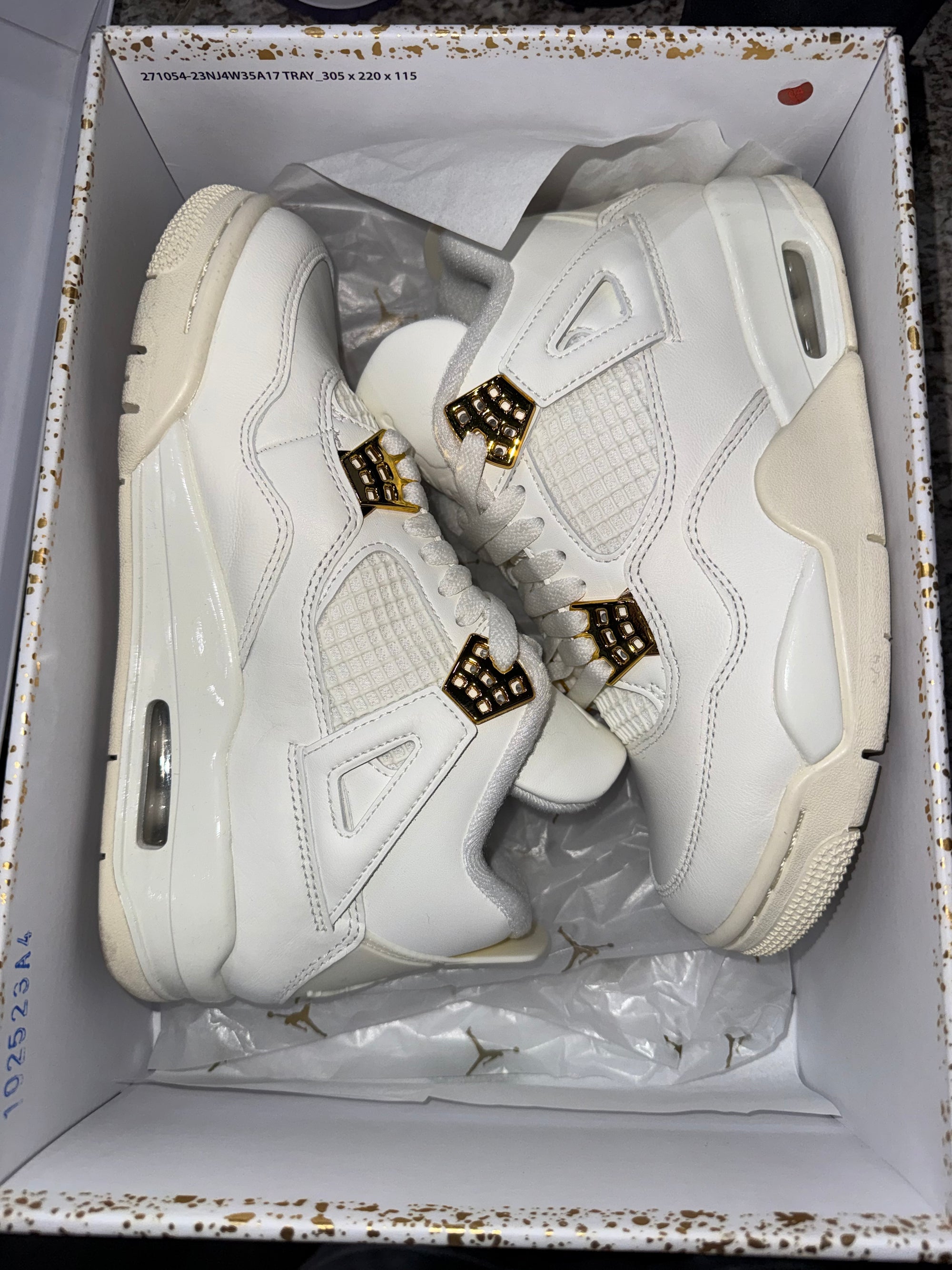 Jordan 4 Retro Metallic Gold (Women's)