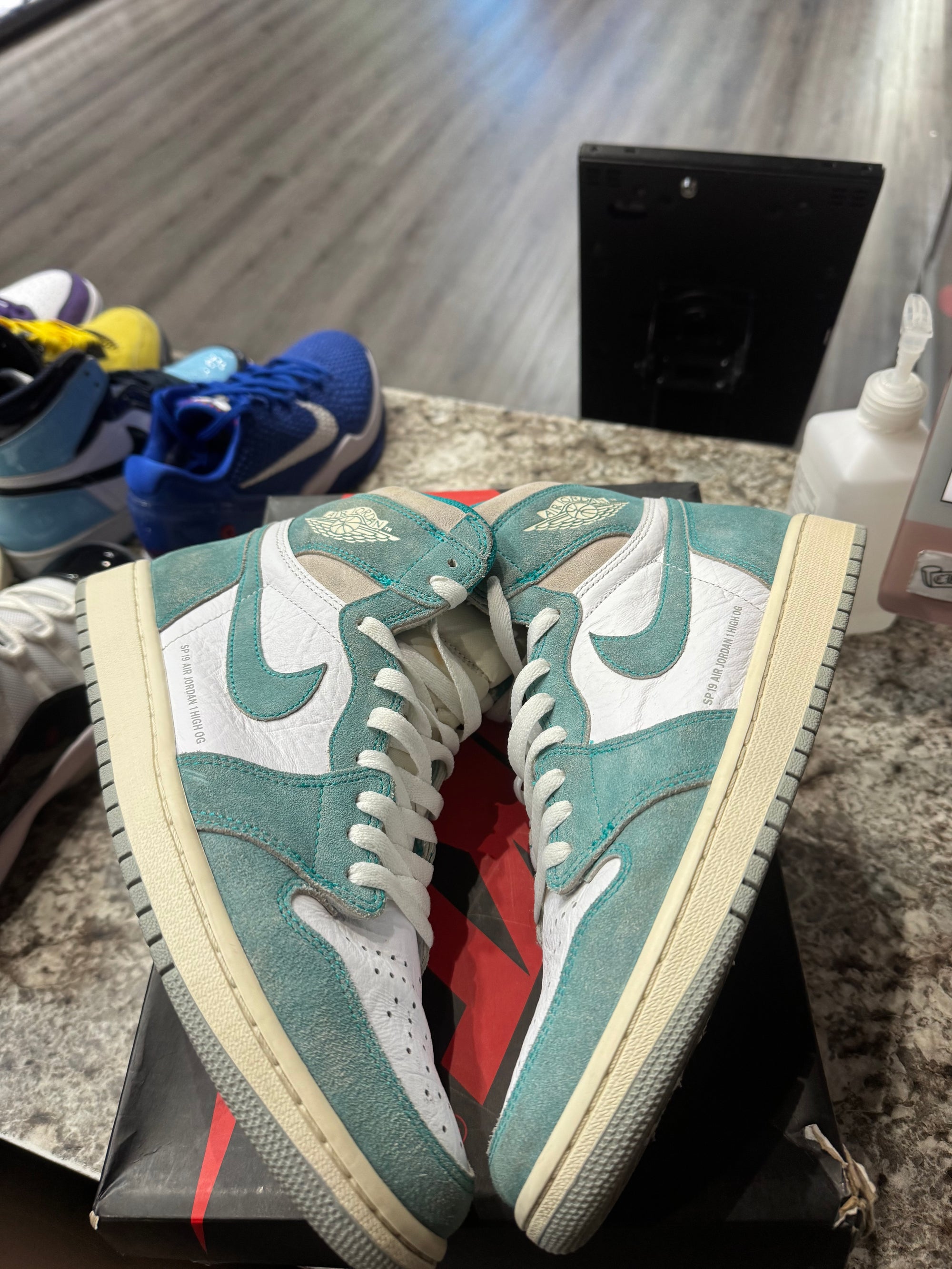 Jordan 1 Retro High Turbo Green (Damaged Box)