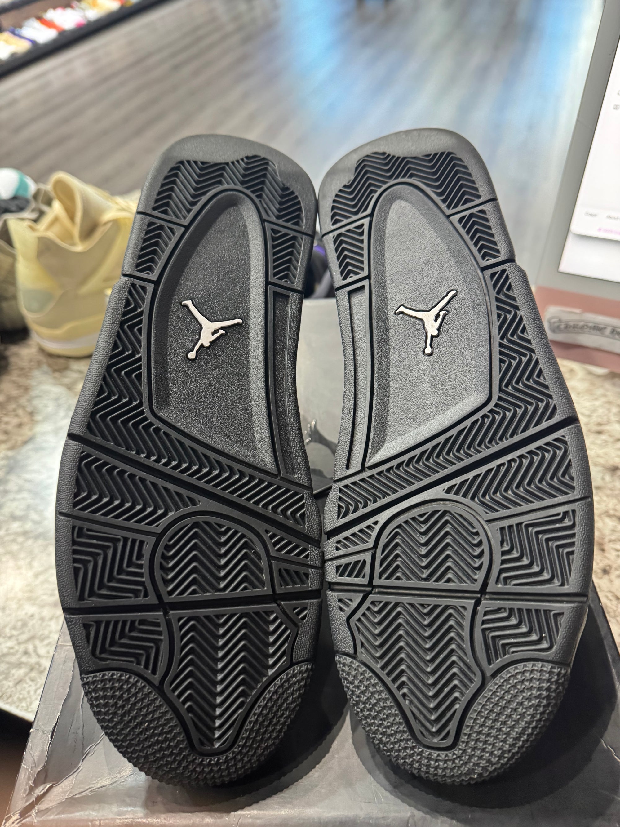 Jordan 4 Retro Black Cat (2020)