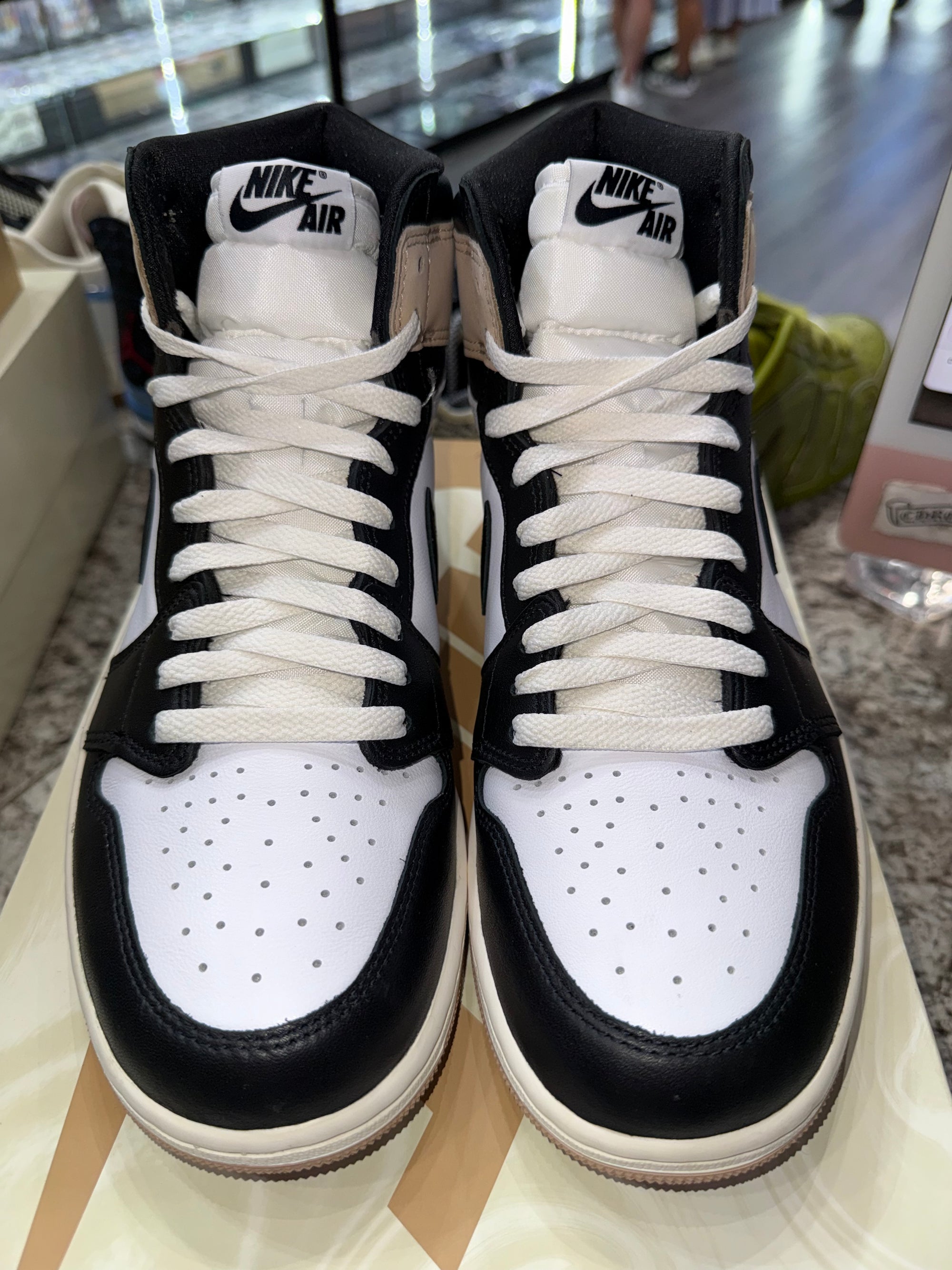 Jordan 1 Retro High OG Latte (Women's)