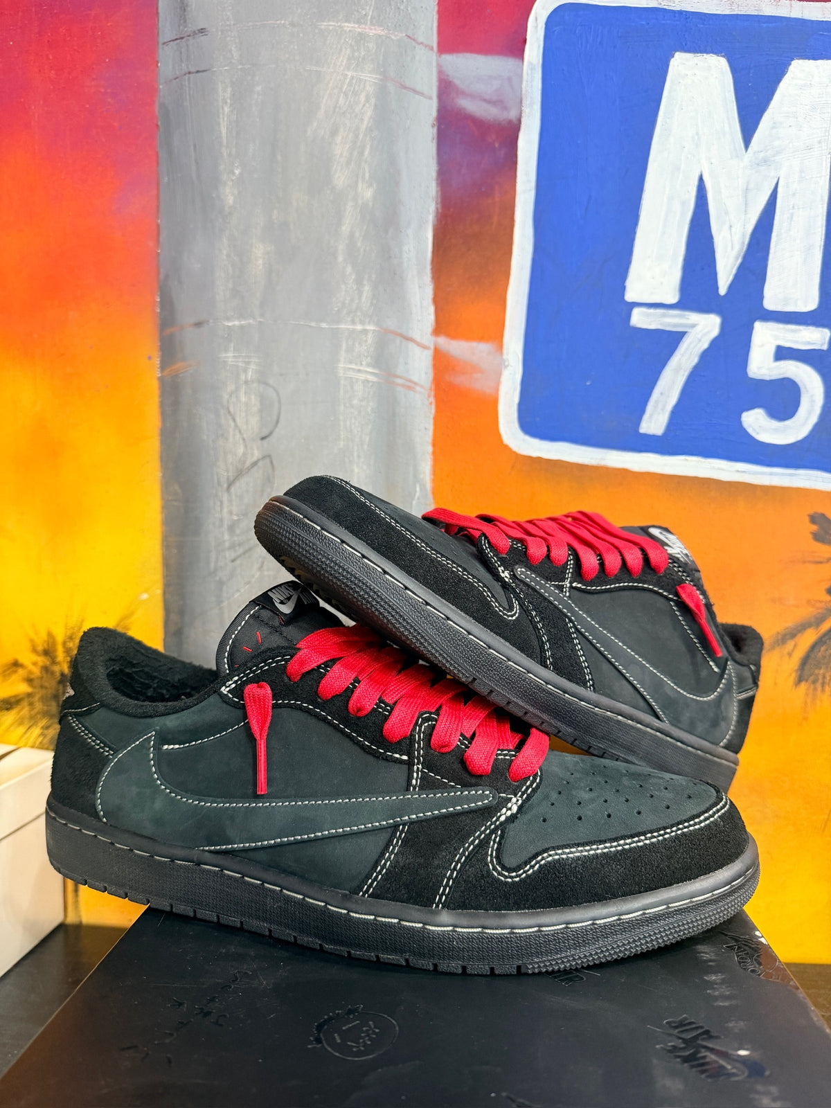 Jordan 1 Retro Low OG SP Travis Scott Black Phantom