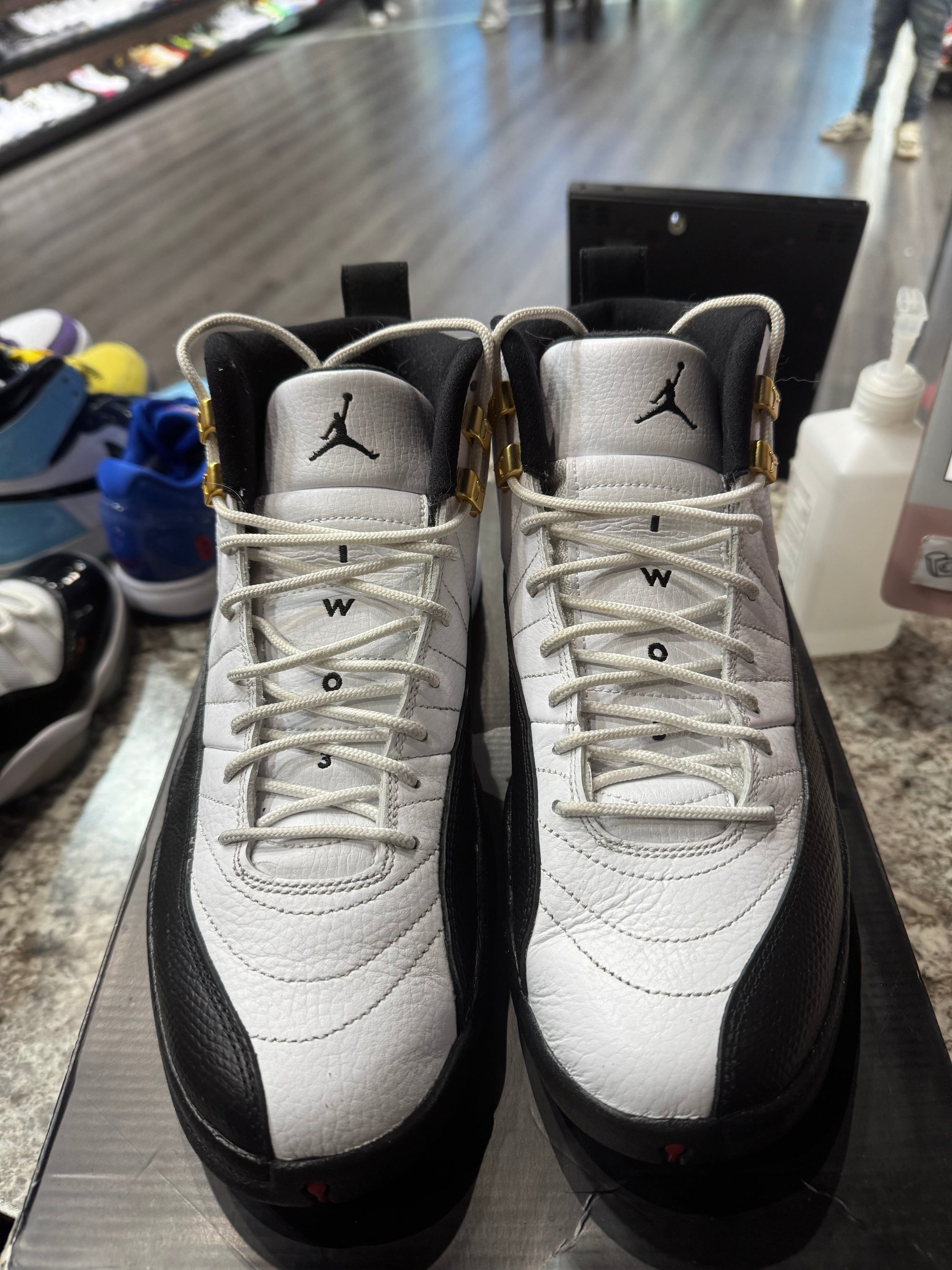 Jordan 12 Retro Taxi (2013)