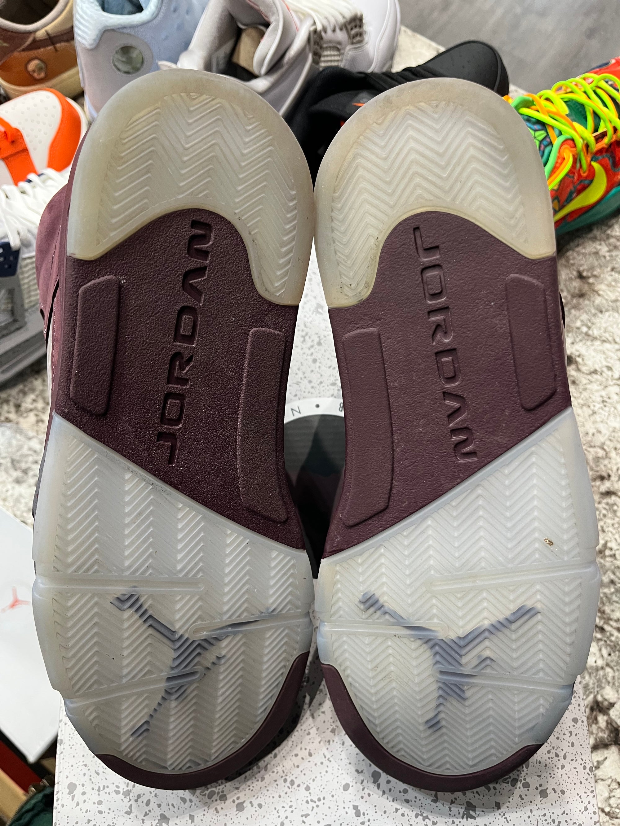 Jordan 5 Retro Burgundy (2023)