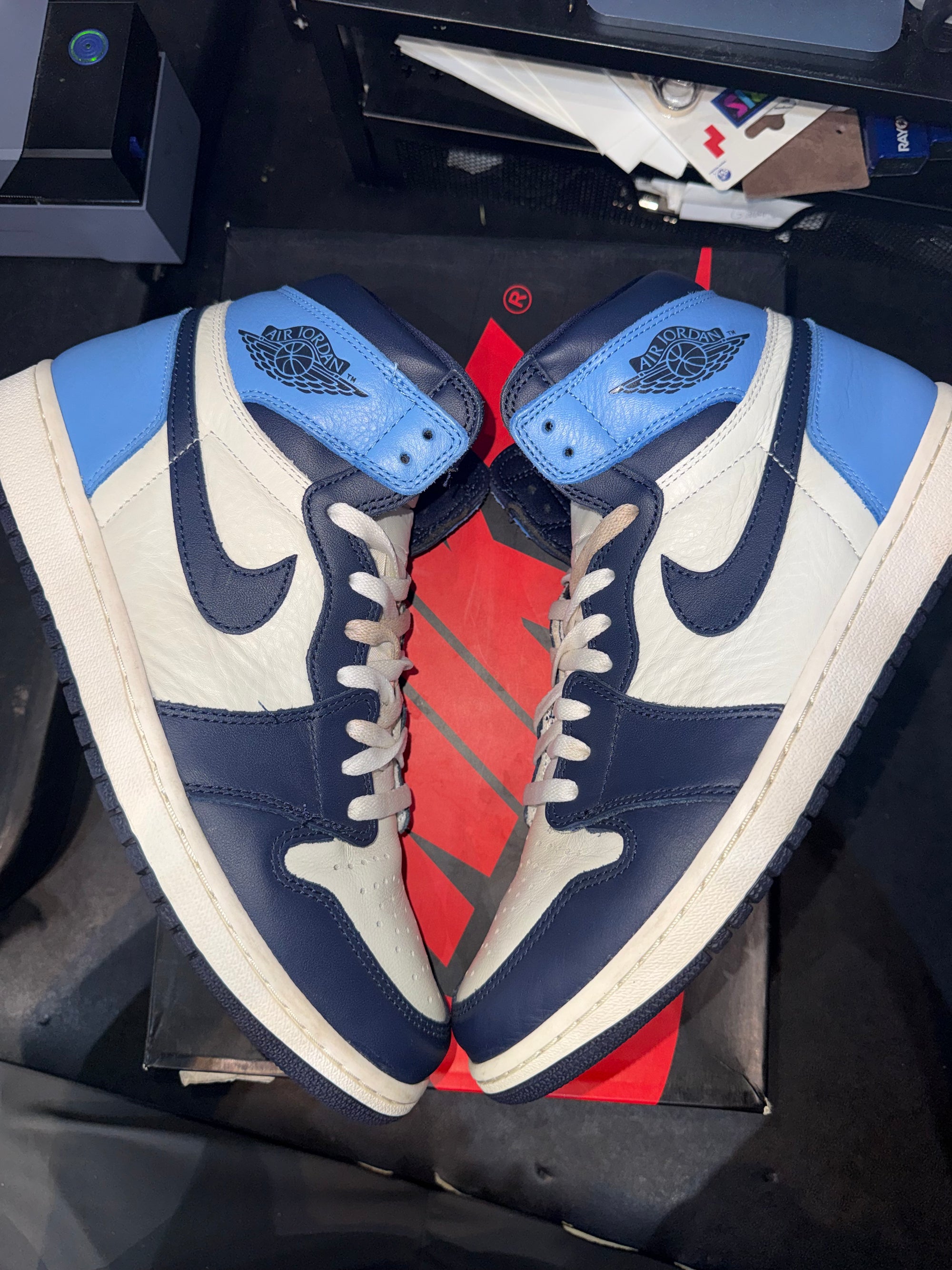 Jordan 1 Retro High Obsidian (DAMAGED BOX)