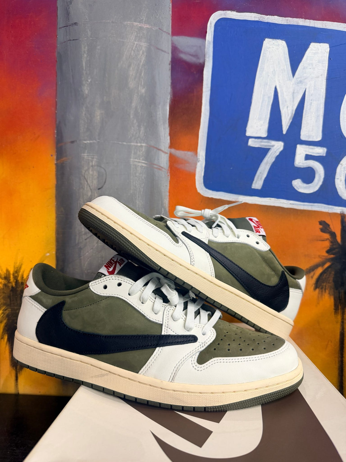 Jordan 1 Retro Low OG SP Travis Scott Medium Olive