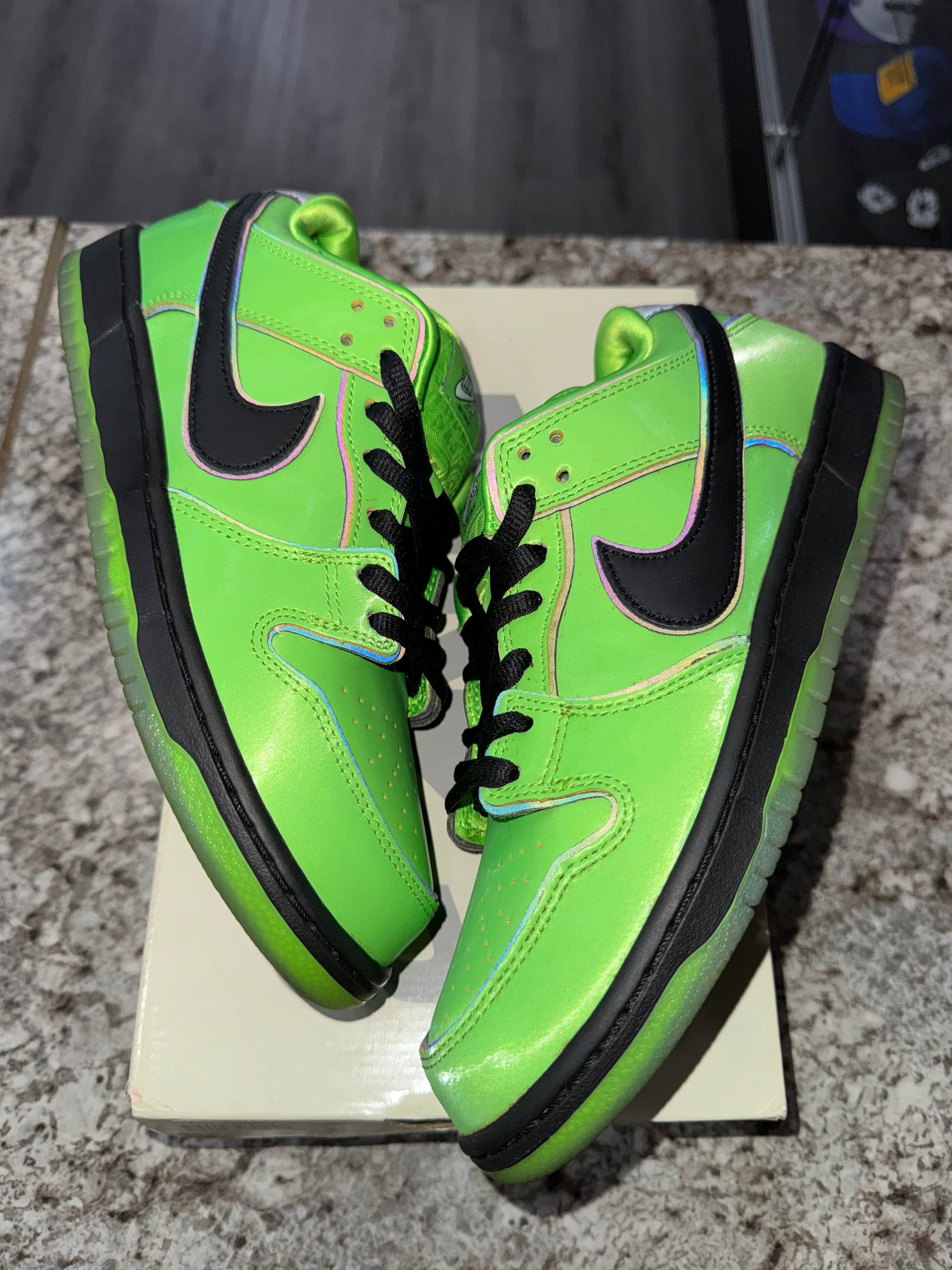 Nike SB Dunk Low The Powerpuff Girls Buttercup