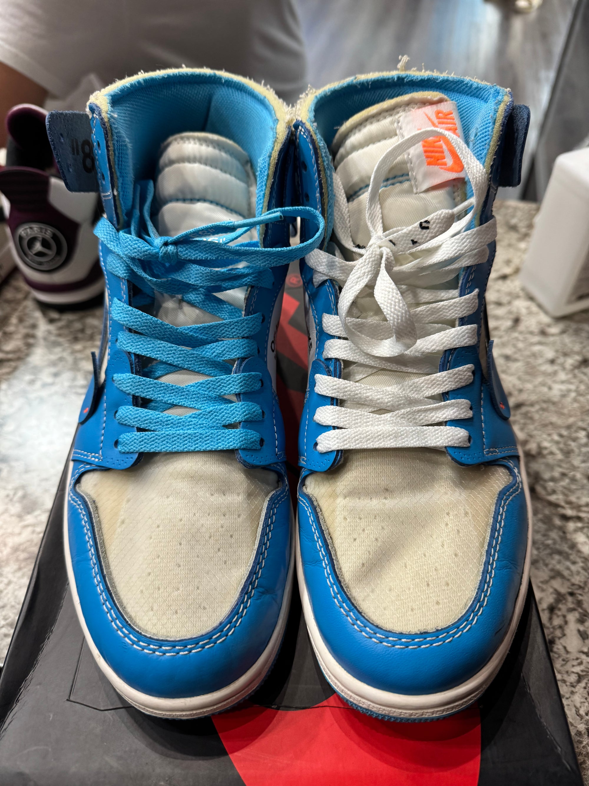 Jordan 1 Retro High Off-White University Blue (Damaged Box)