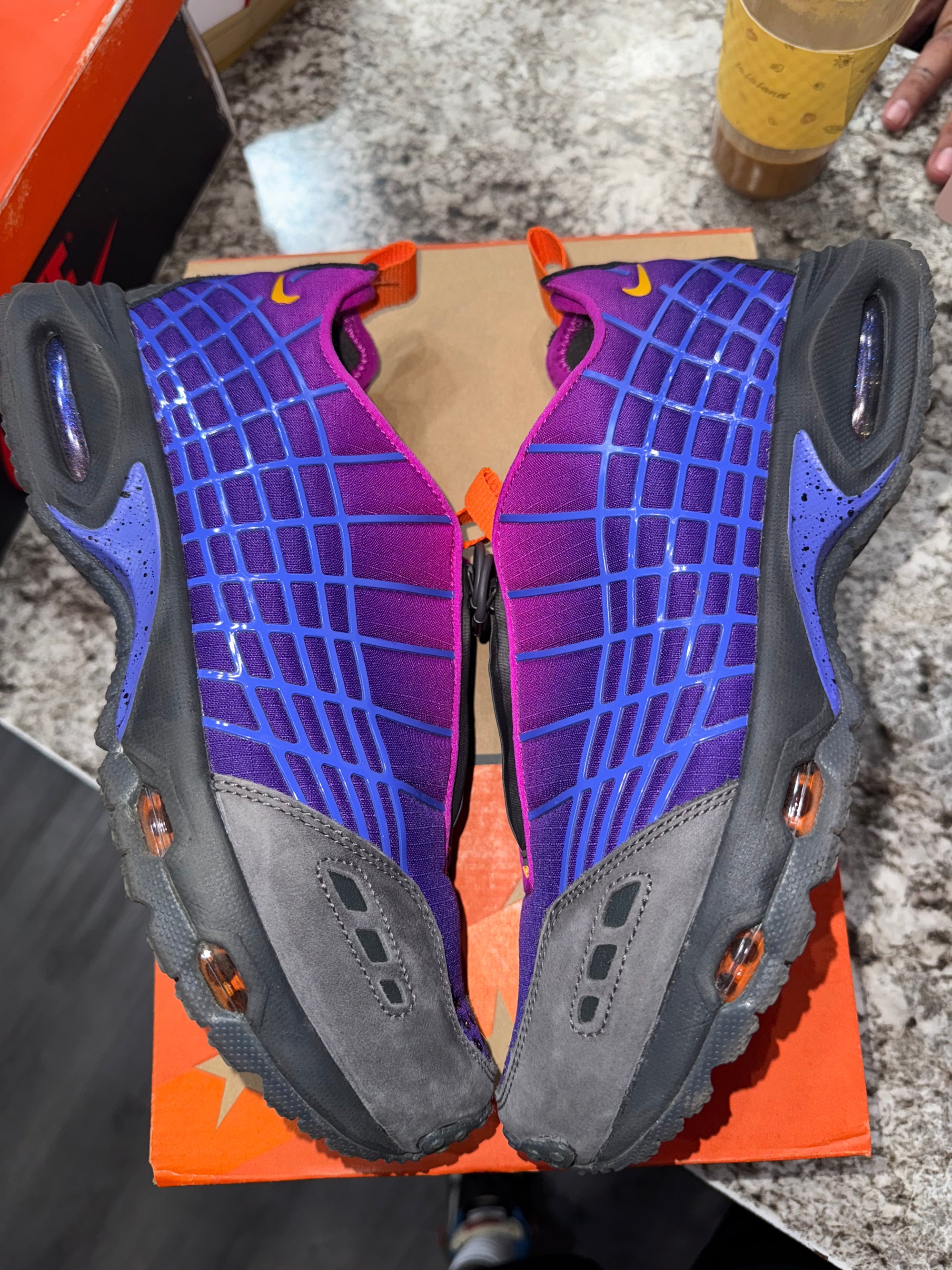 Nike Air Max Sunder SP Kids of Immigrants Sun Down