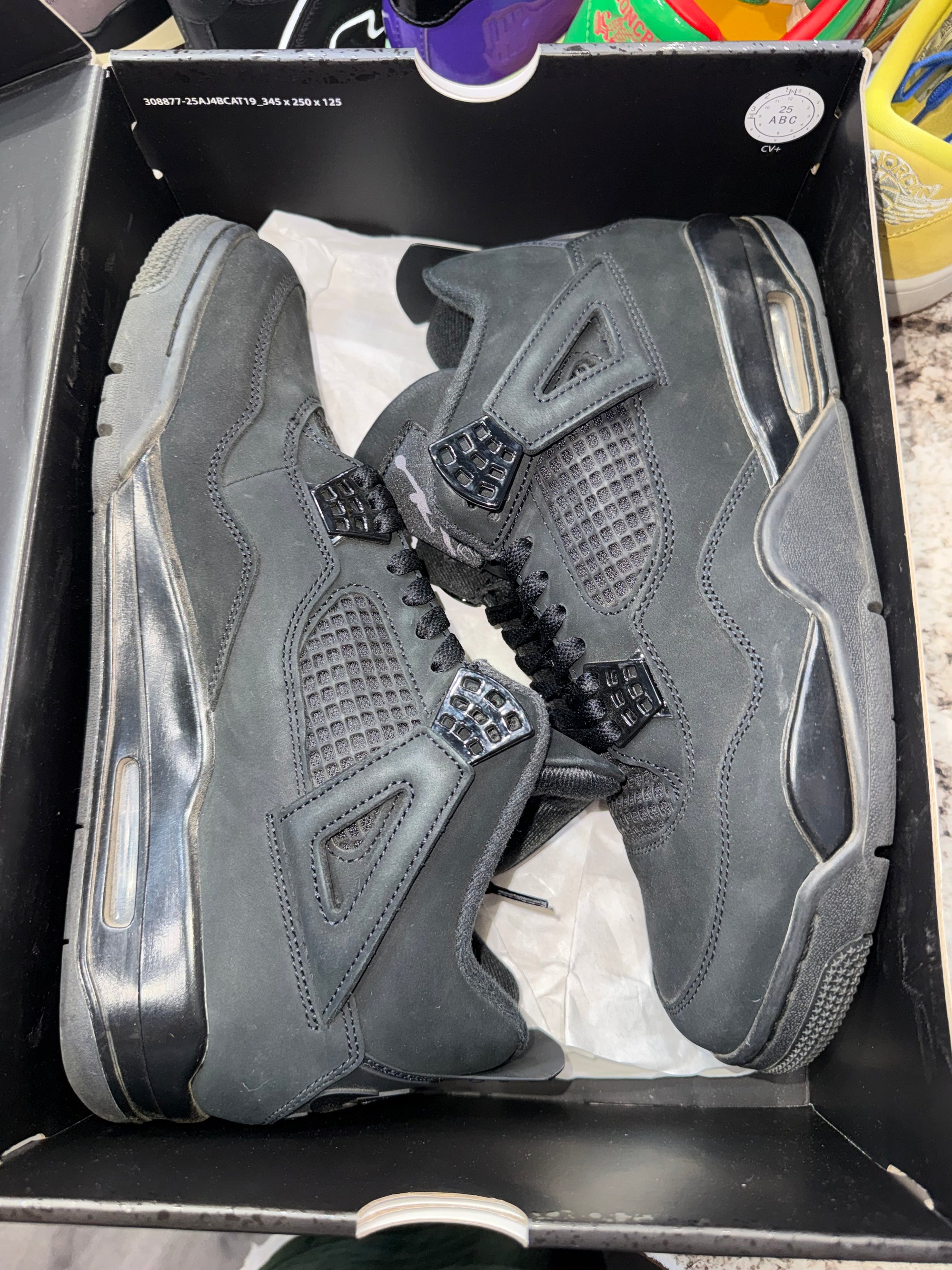 Jordan 4 Retro Black Cat (2025)