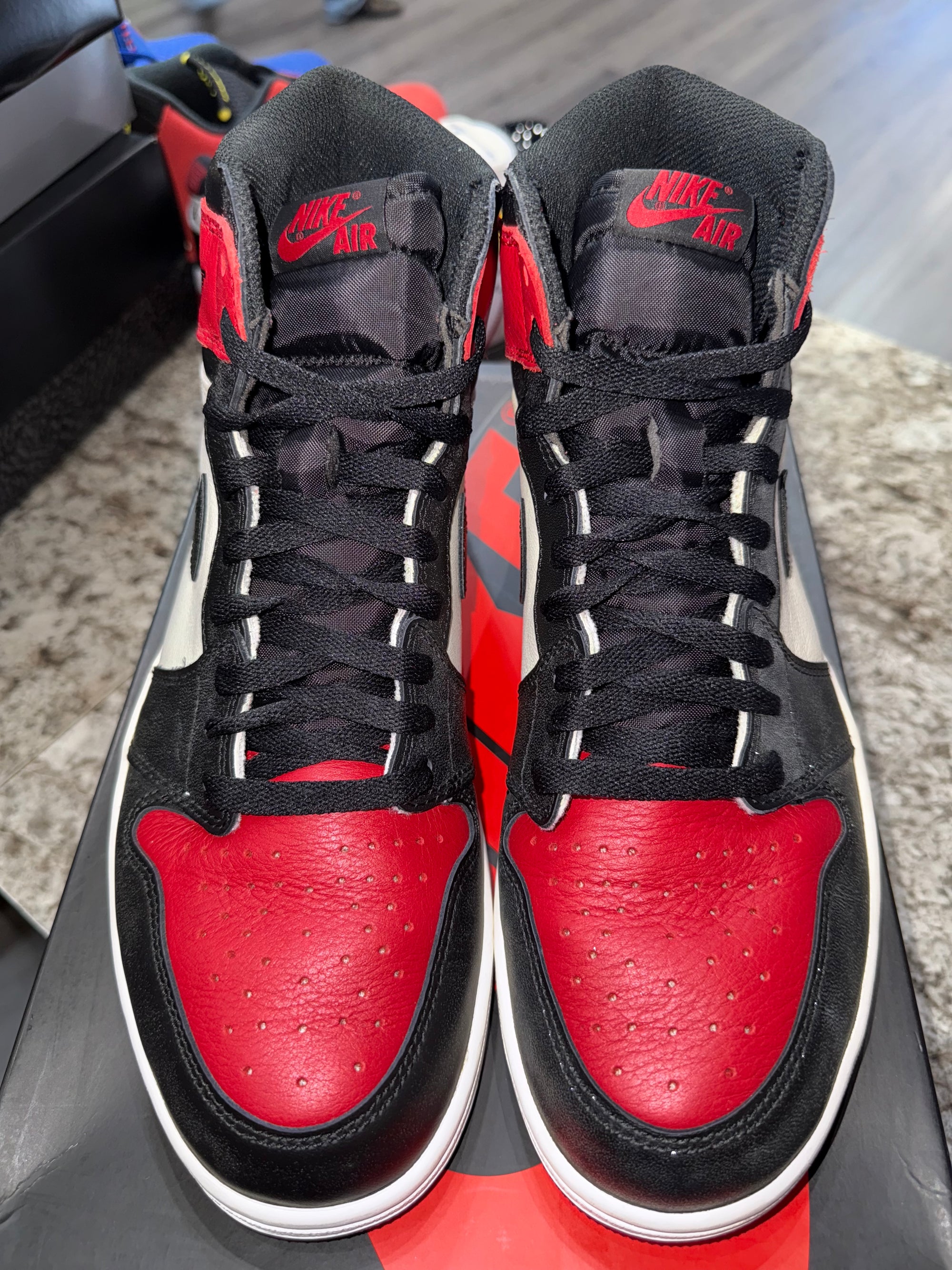 Jordan 1 Retro High Bred Toe