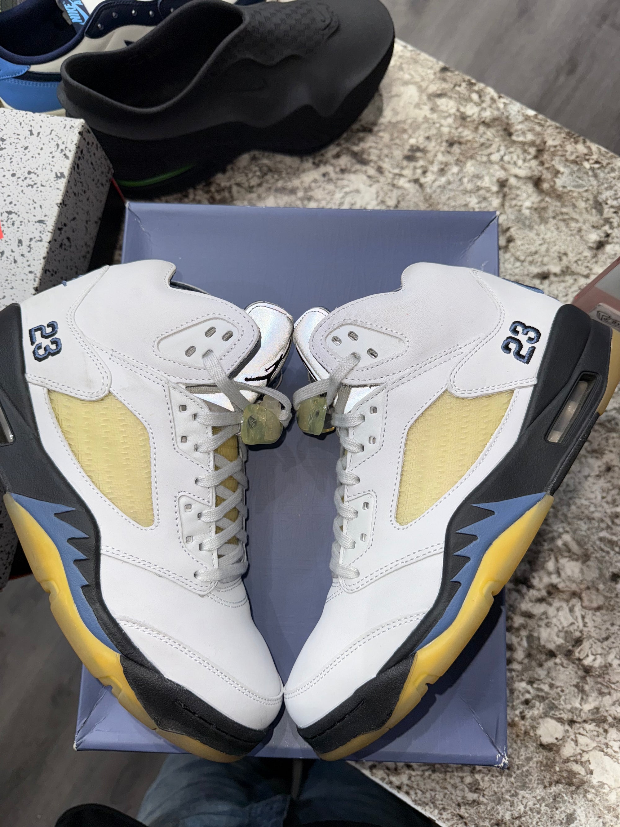 Jordan 5 Retro A Ma Maniére Dawn (Women's)