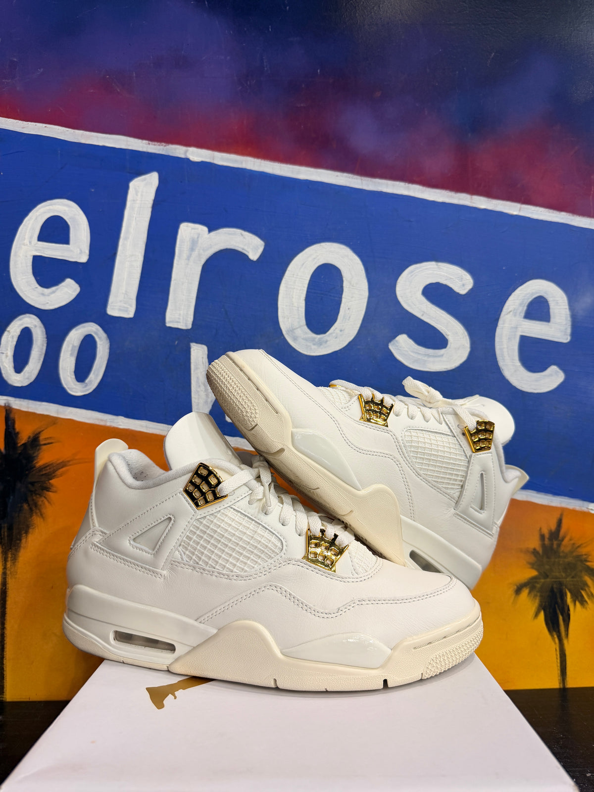 Jordan 4 Retro Metallic Gold (Women's)