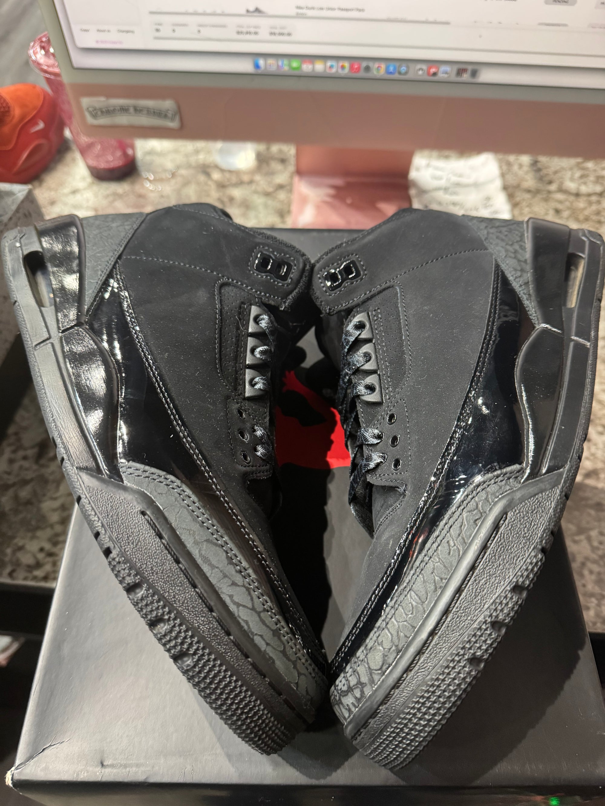 Jordan 3 Retro Black Cat (2025)