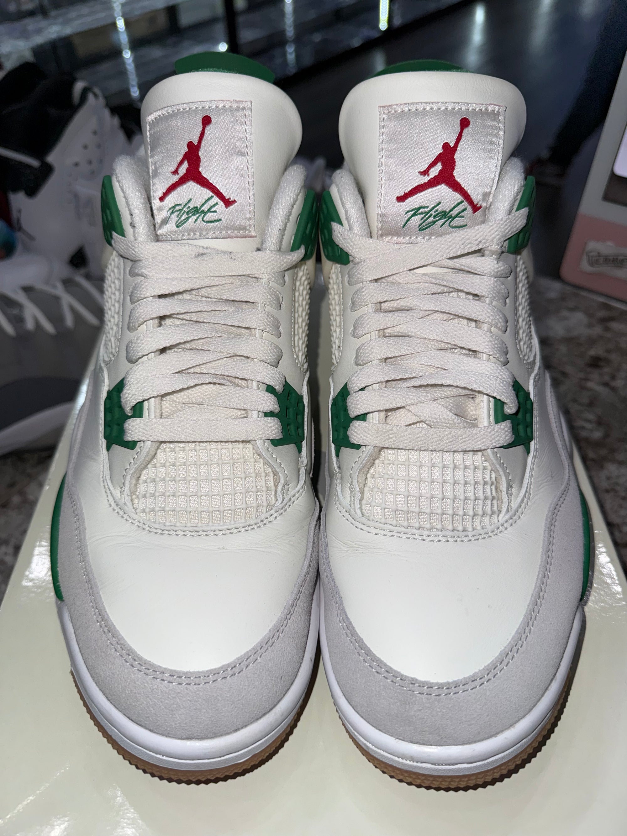 Jordan 4 Retro SB Pine Green