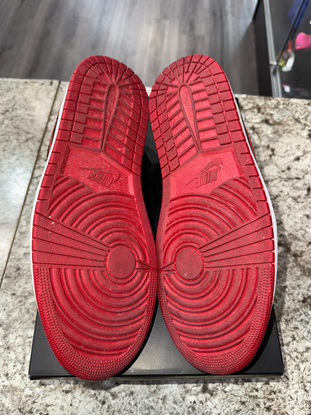 Jordan 1 Retro Low OG Banned