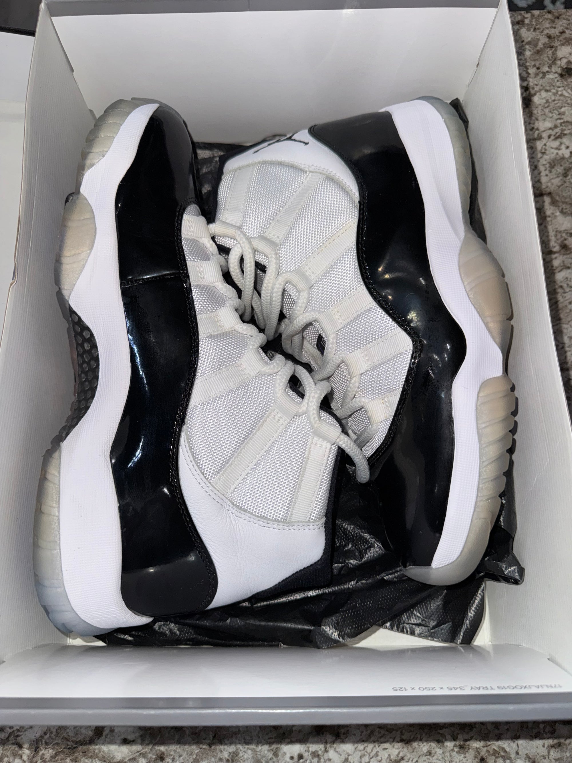 Jordan 11 Retro Concord (2018)