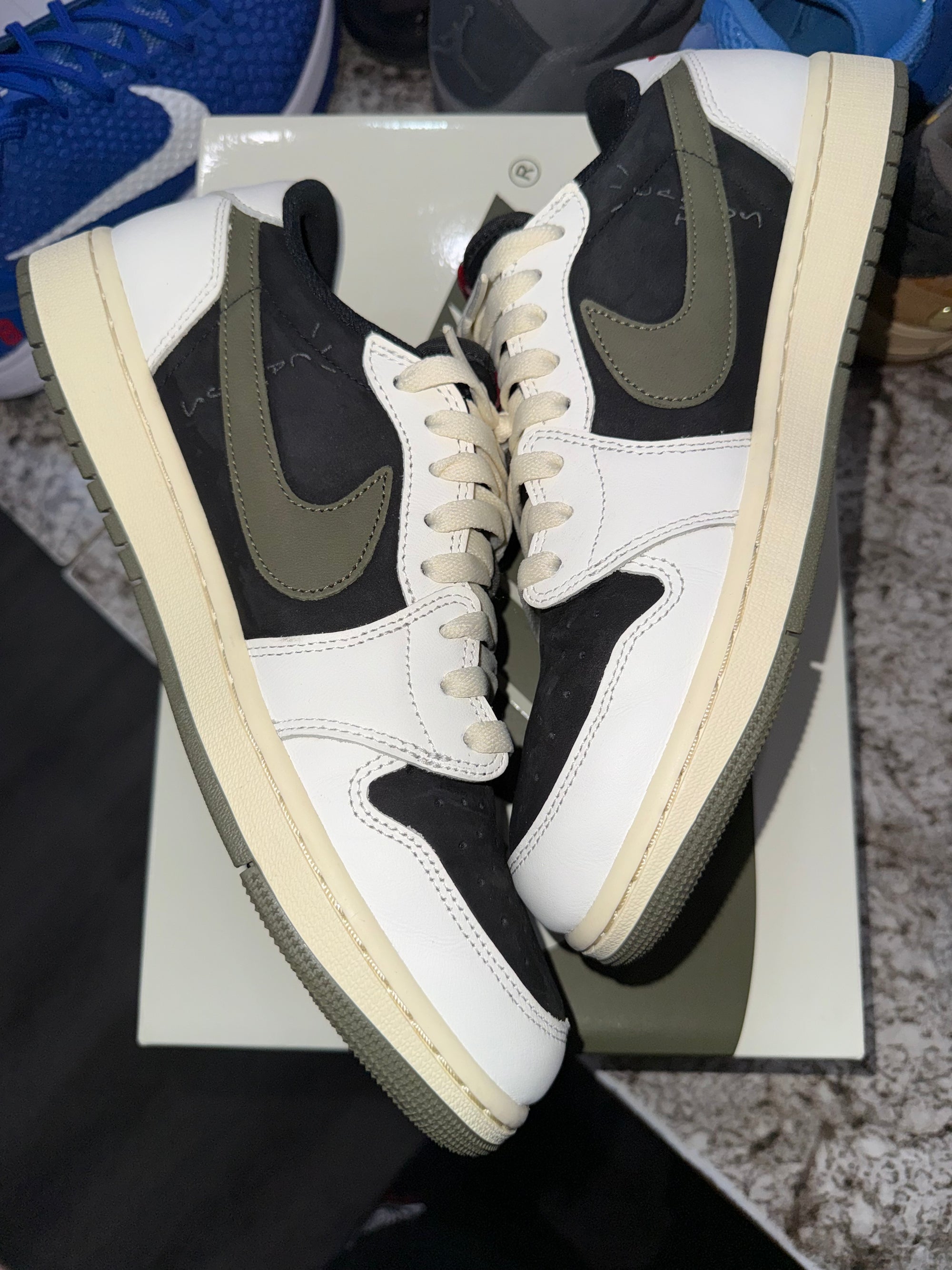 Jordan 1 Retro Low OG SP Travis Scott Olive (Women's)
