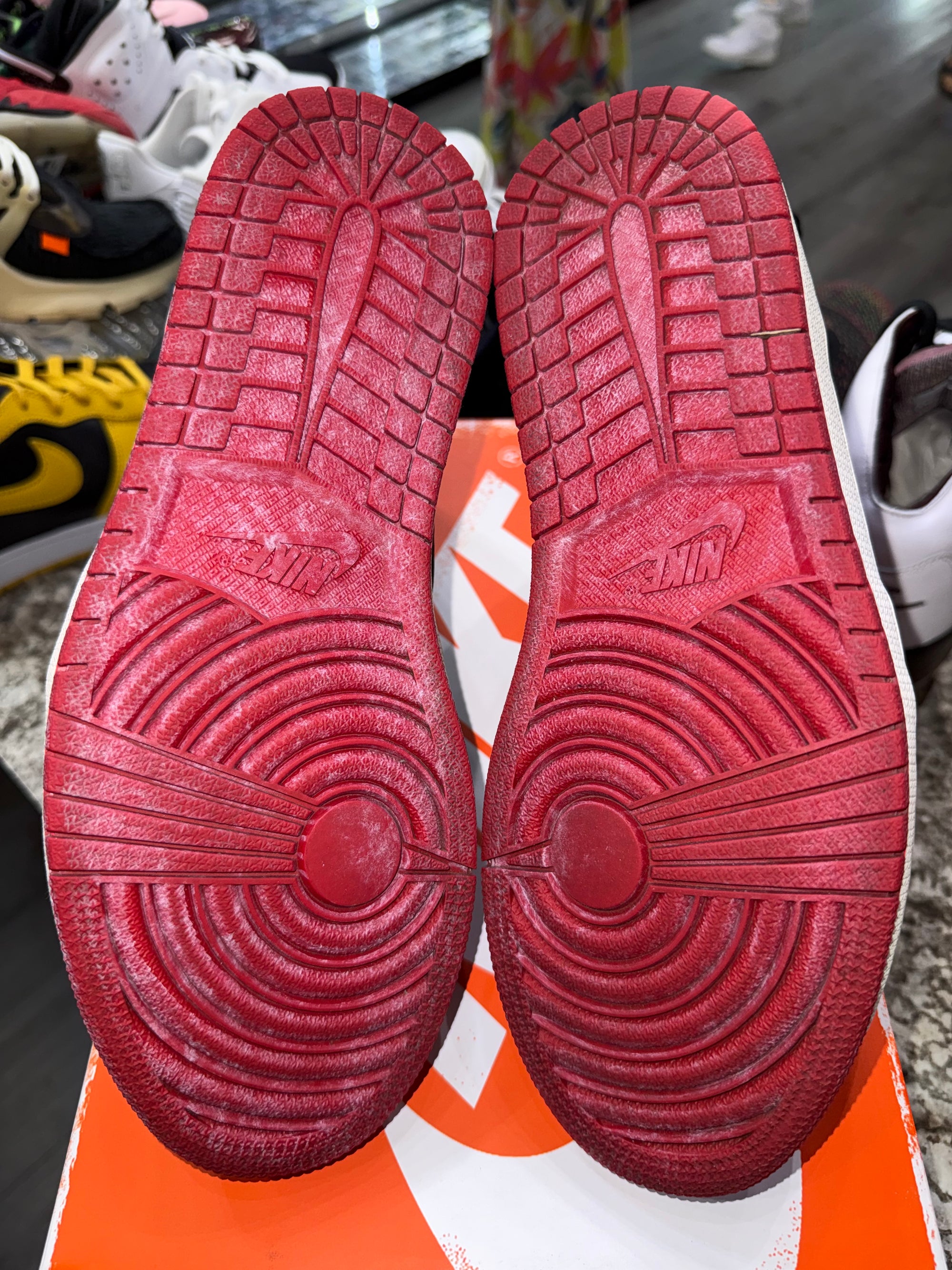 Jordan 1 Retro High OG Chicago Lost and Found