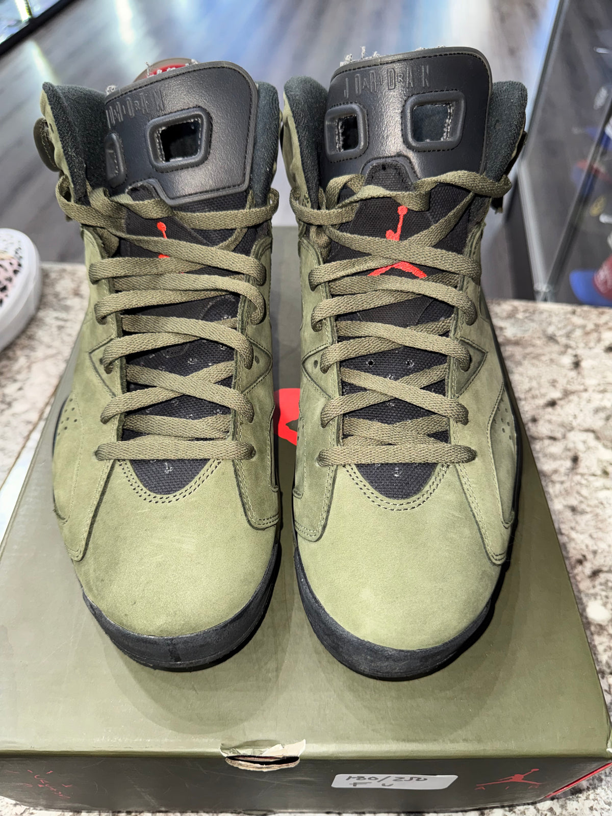 Jordan 6 Retro Travis Scott