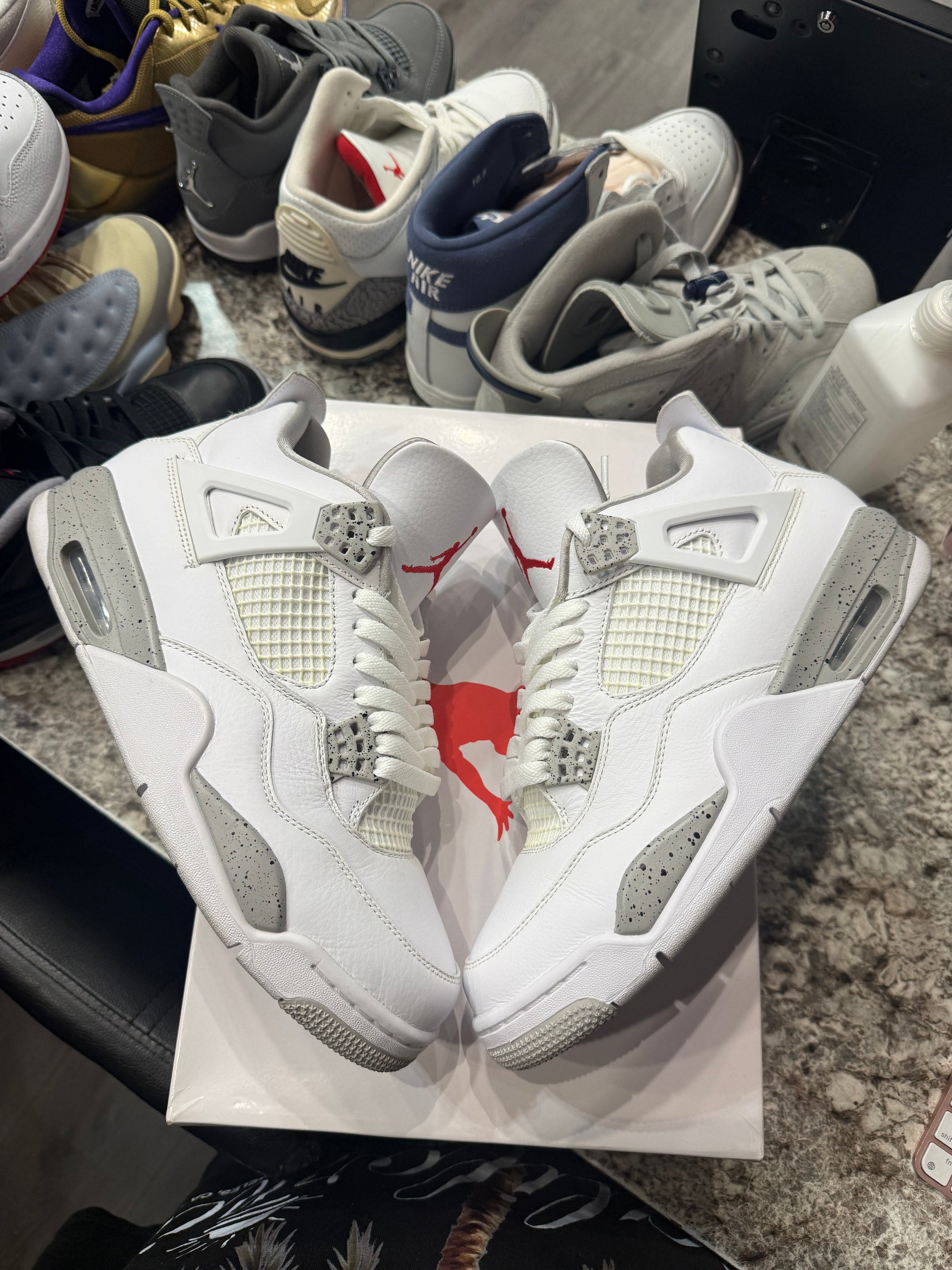 Jordan 4 Retro White Oreo (2021)