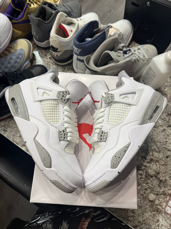 Jordan 4 Retro White Oreo (2021)