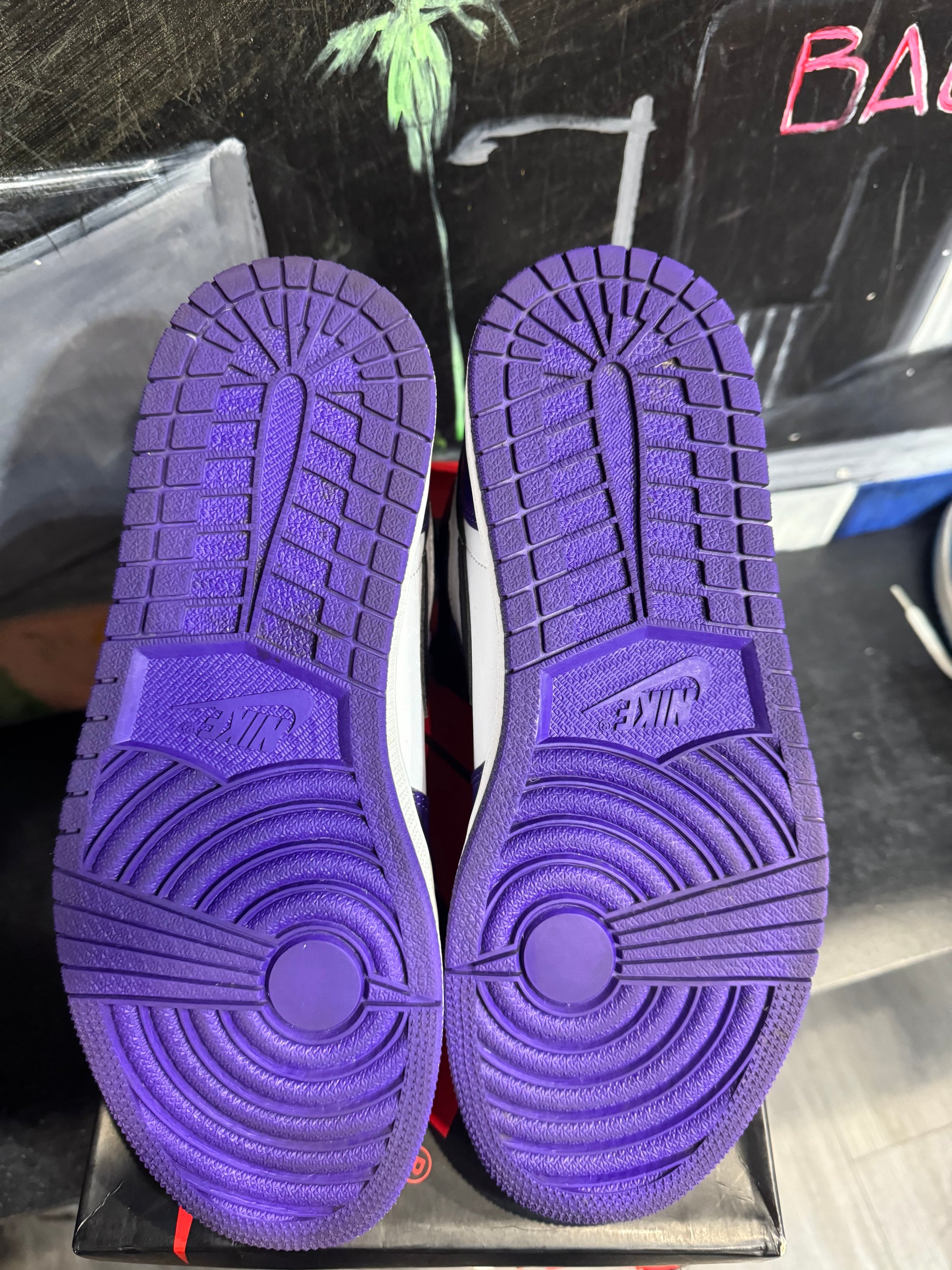 Jordan 1 Retro High Court Purple White