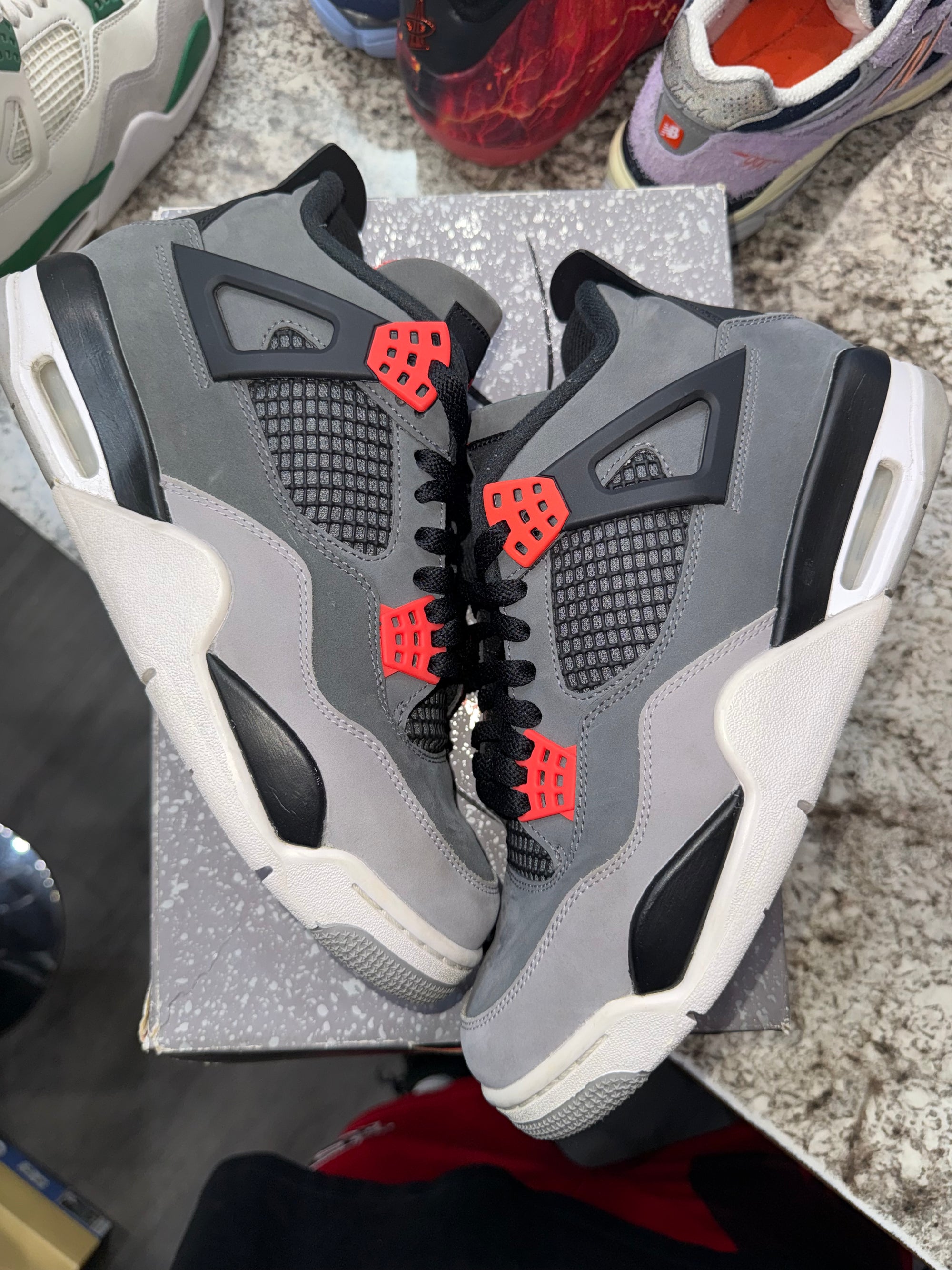 Jordan 4 Retro Infrared