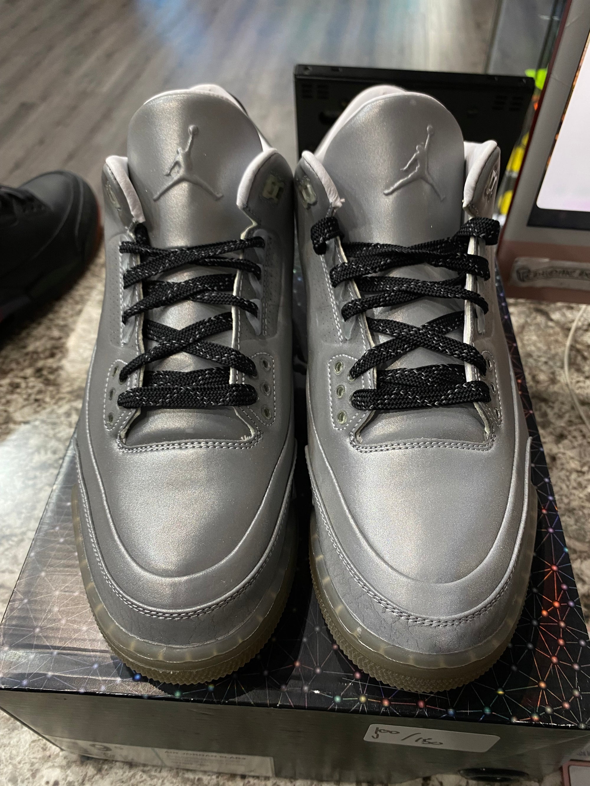 Jordan 3 Retro 5Lab3 Silver (DAMGED BOX)