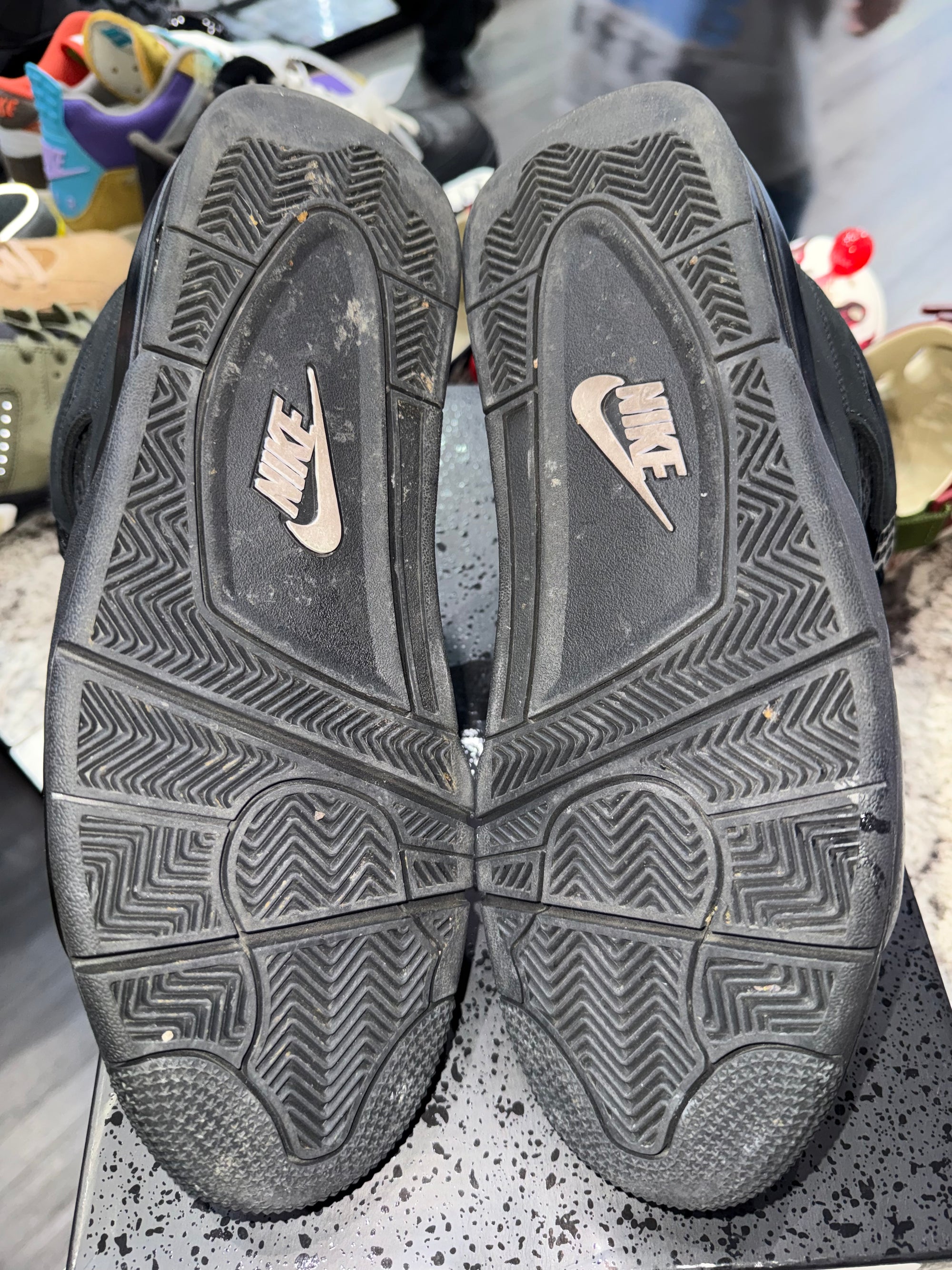 Jordan 4 Retro Black Cat (2025)