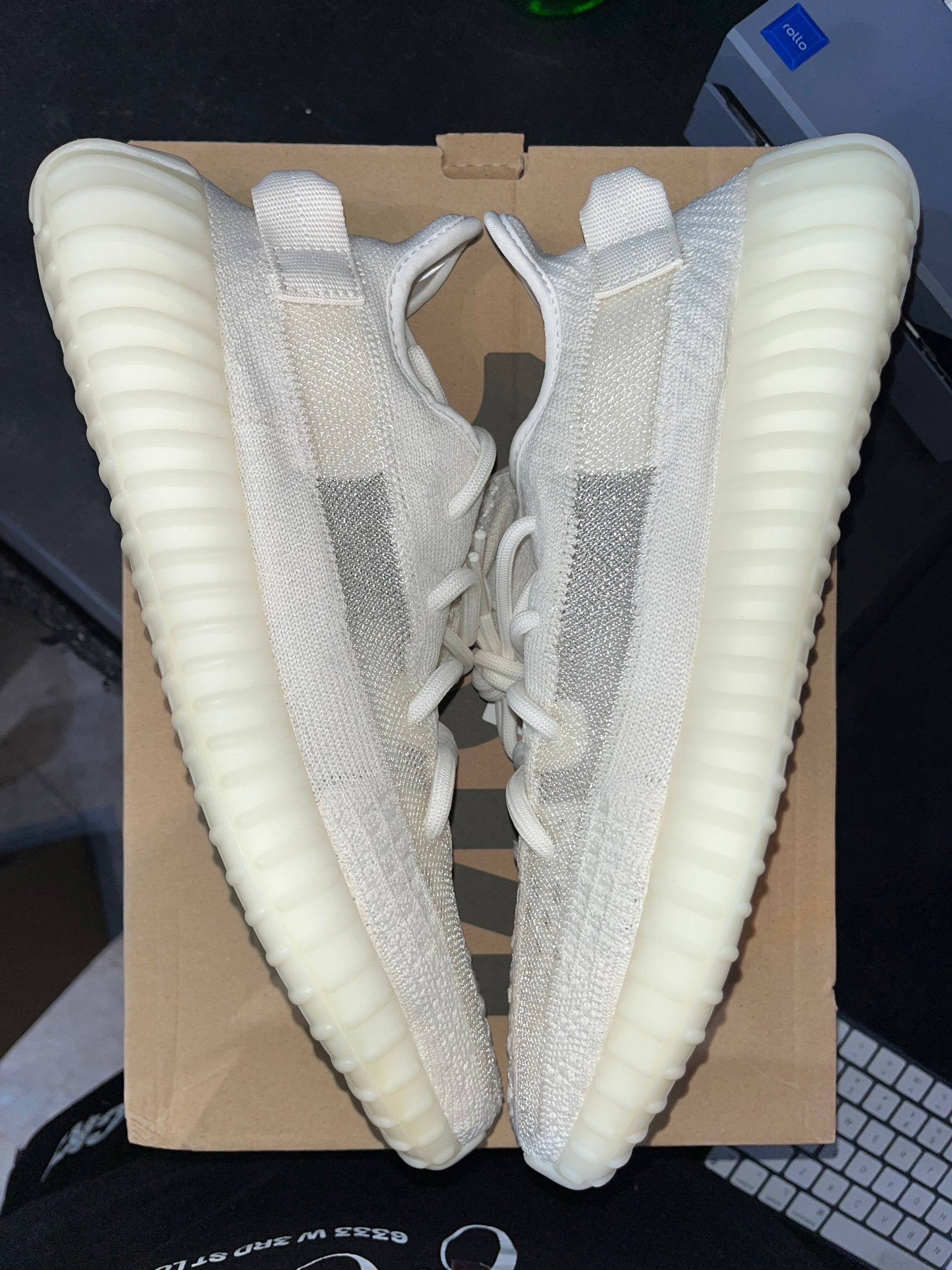 adidas Yeezy Boost 350 V2 Bone (DISCOLORED)