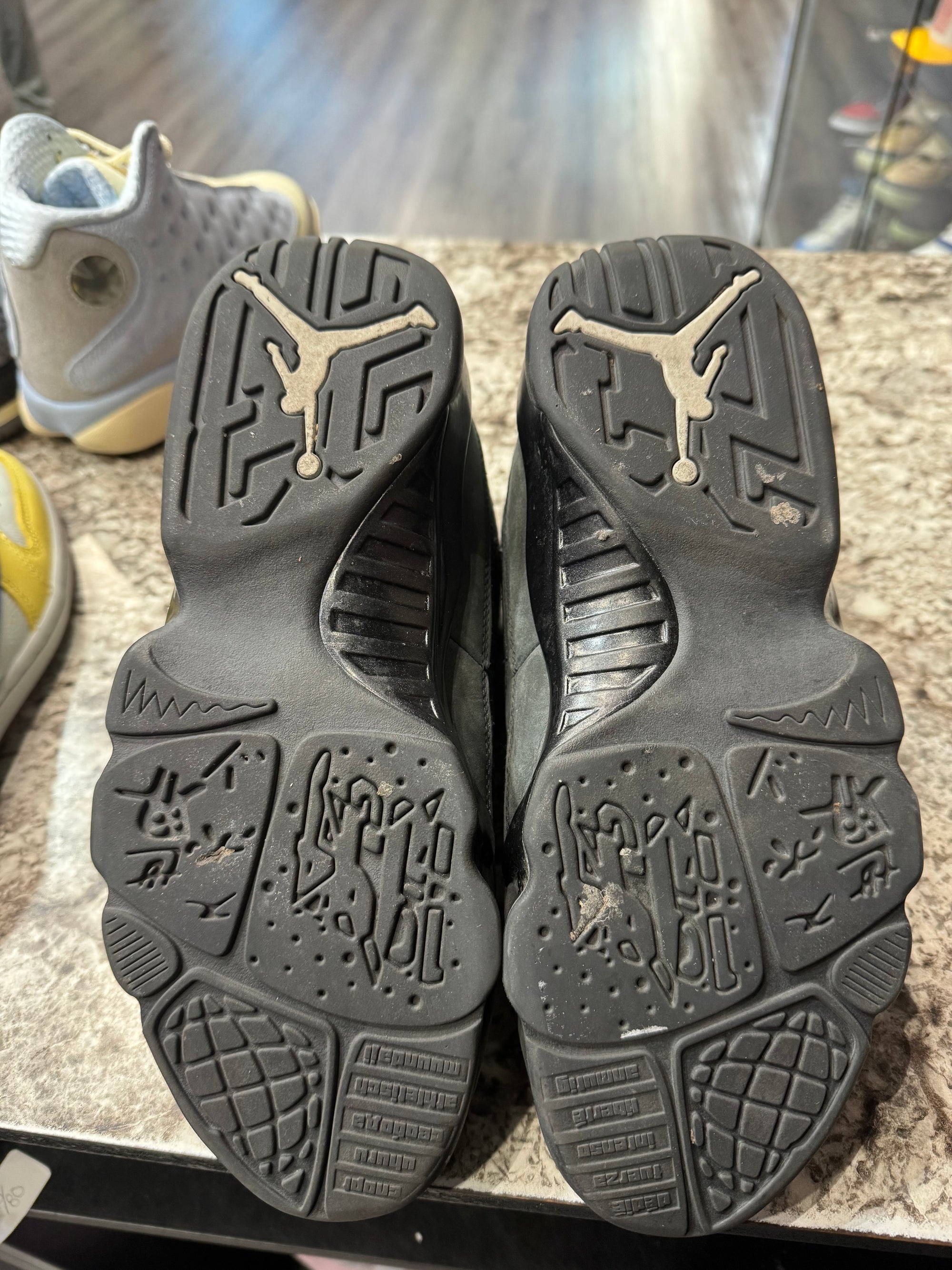 Jordan 9 Retro Anthracite